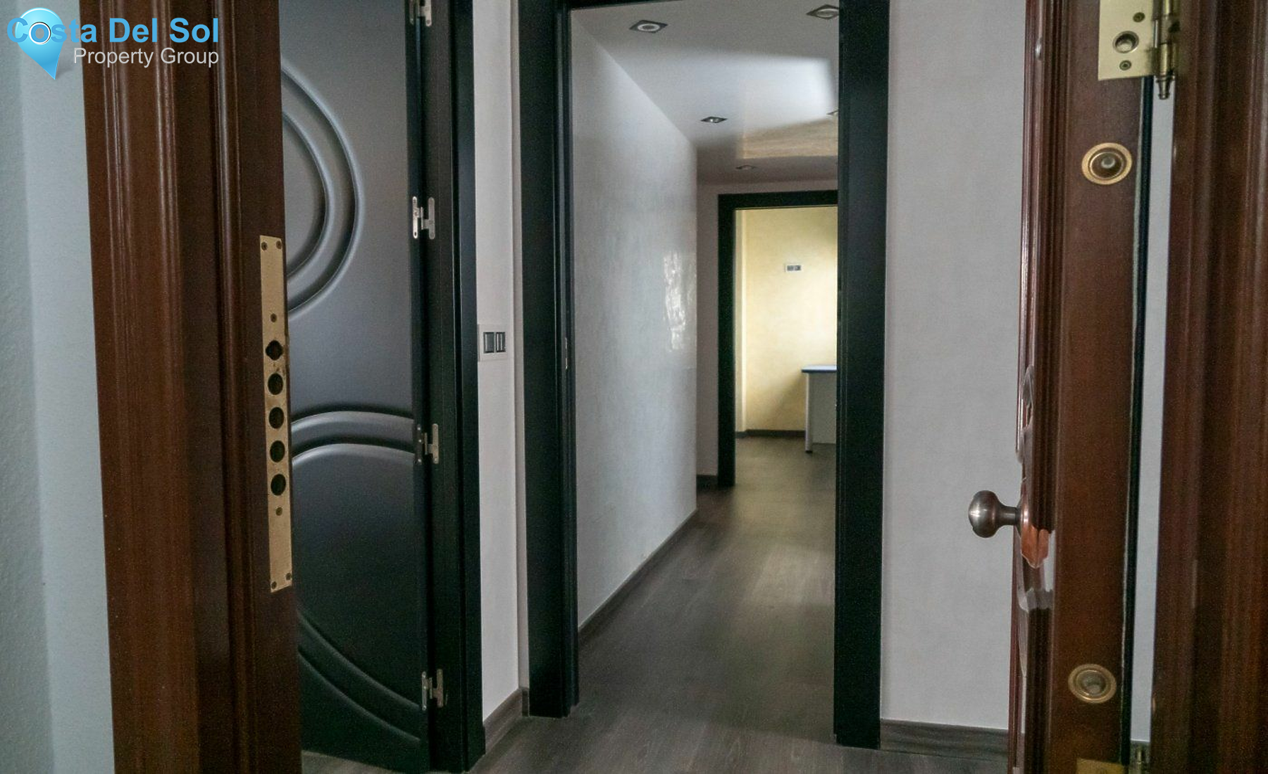 Middle Floor Apartment in Centro Histórico-1493517