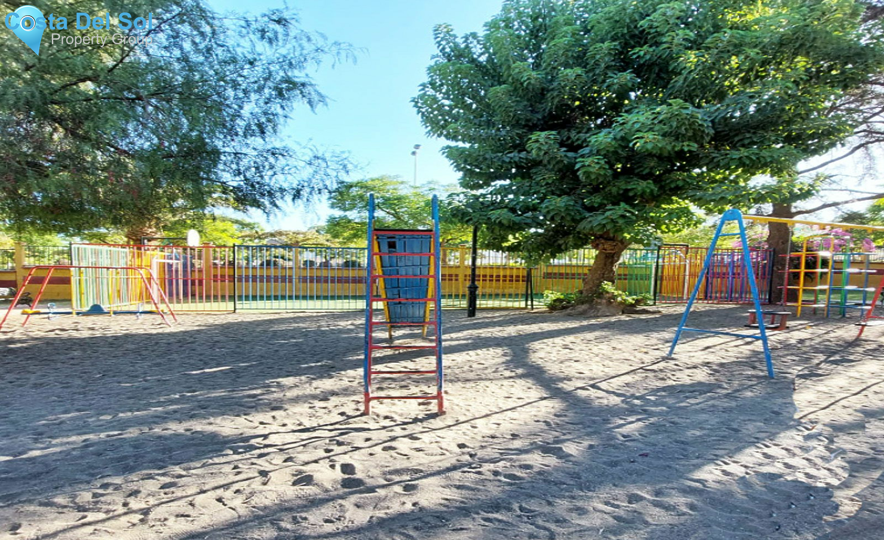 Middle Floor Apartment in Churriana-1515811