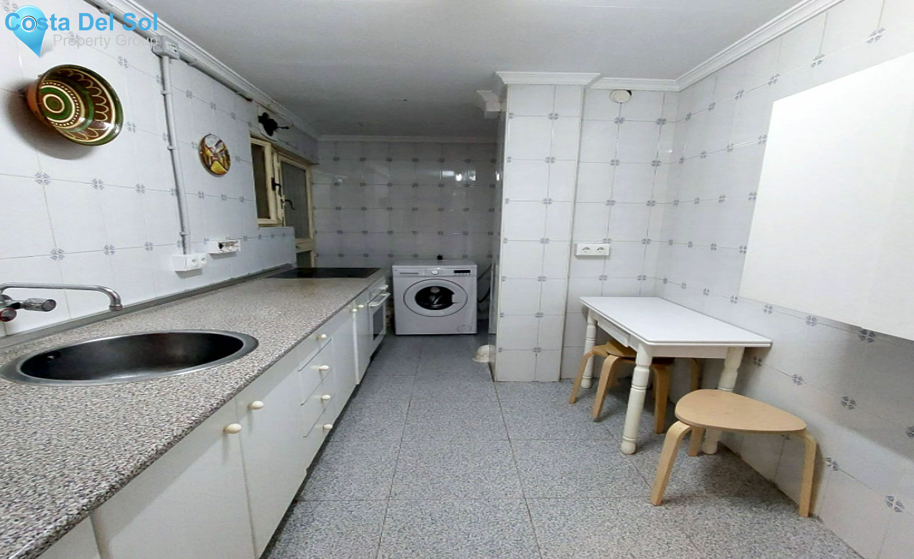 Middle Floor Apartment in Churriana-1515804