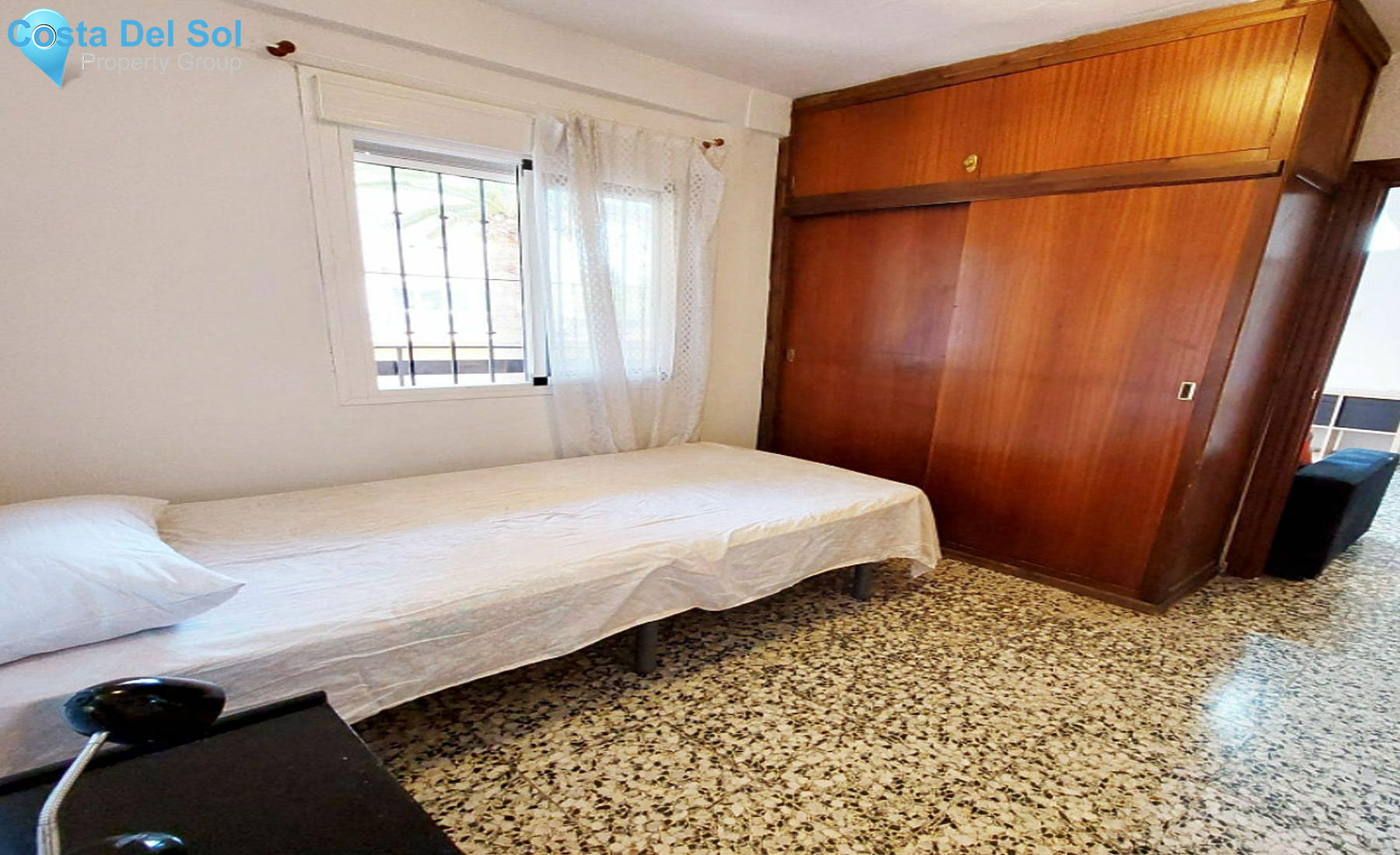 Middle Floor Apartment in Churriana-1515807