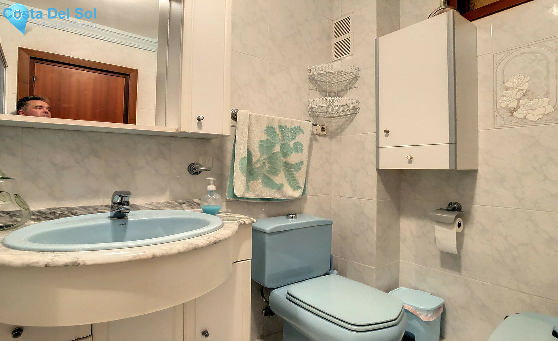 Middle Floor Apartment in Coín-1259970