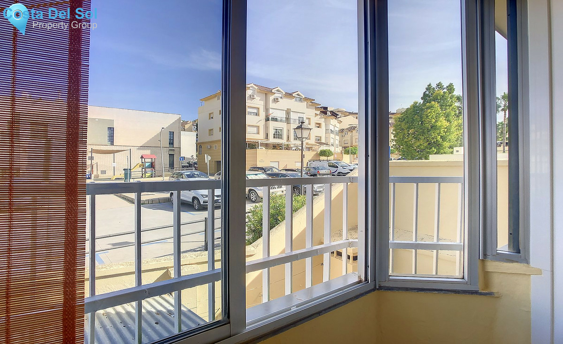 Middle Floor Apartment in Coín-1259975