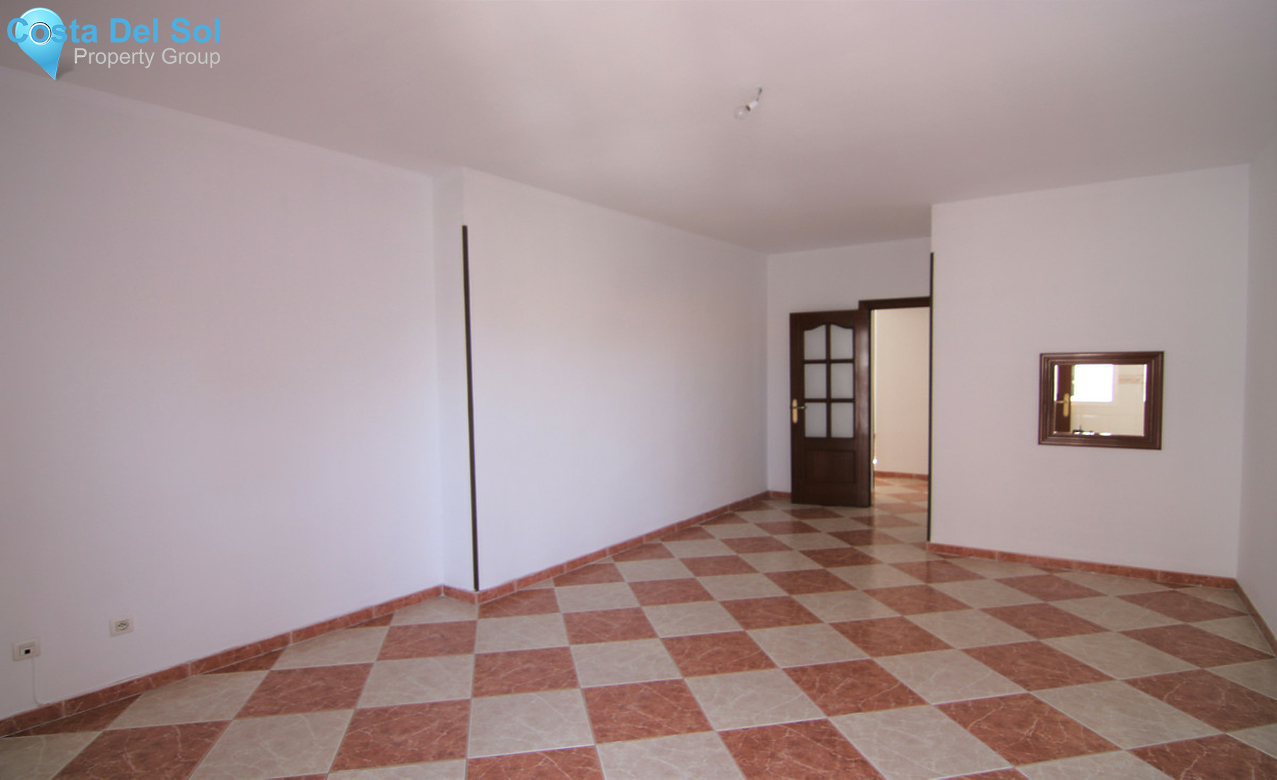 Middle Floor Apartment in Coín-1343889