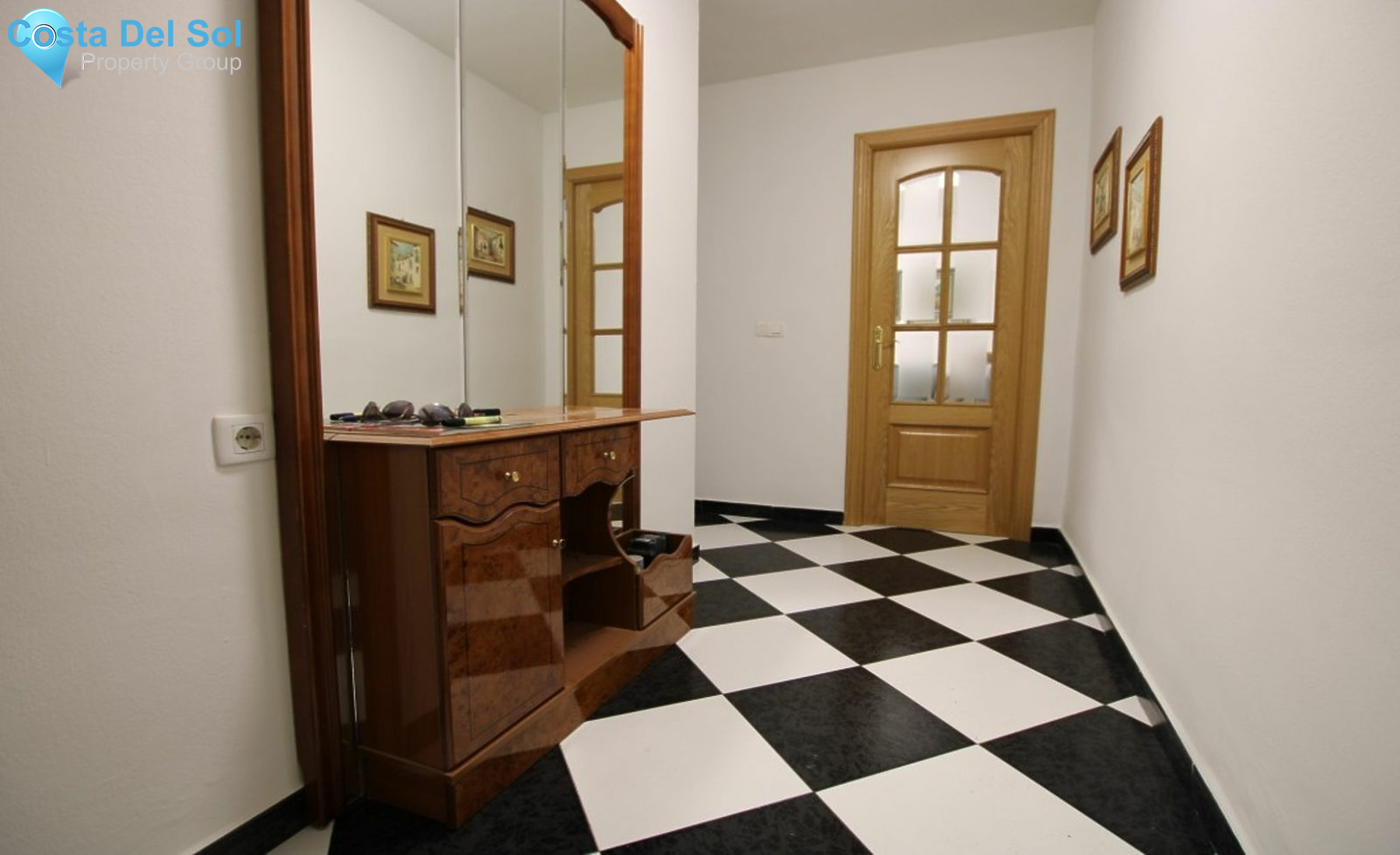 Middle Floor Apartment in Coín-1178214