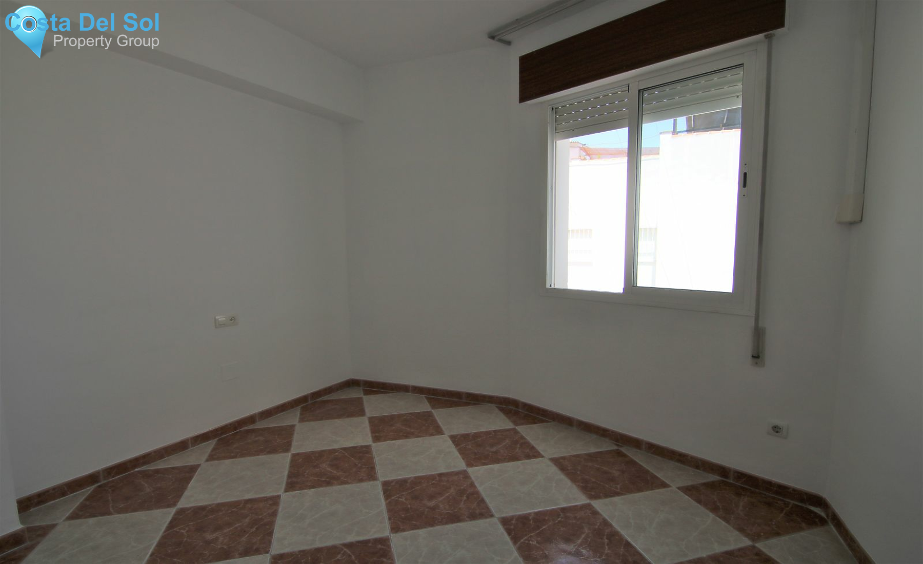 Middle Floor Apartment in Coín-1222242