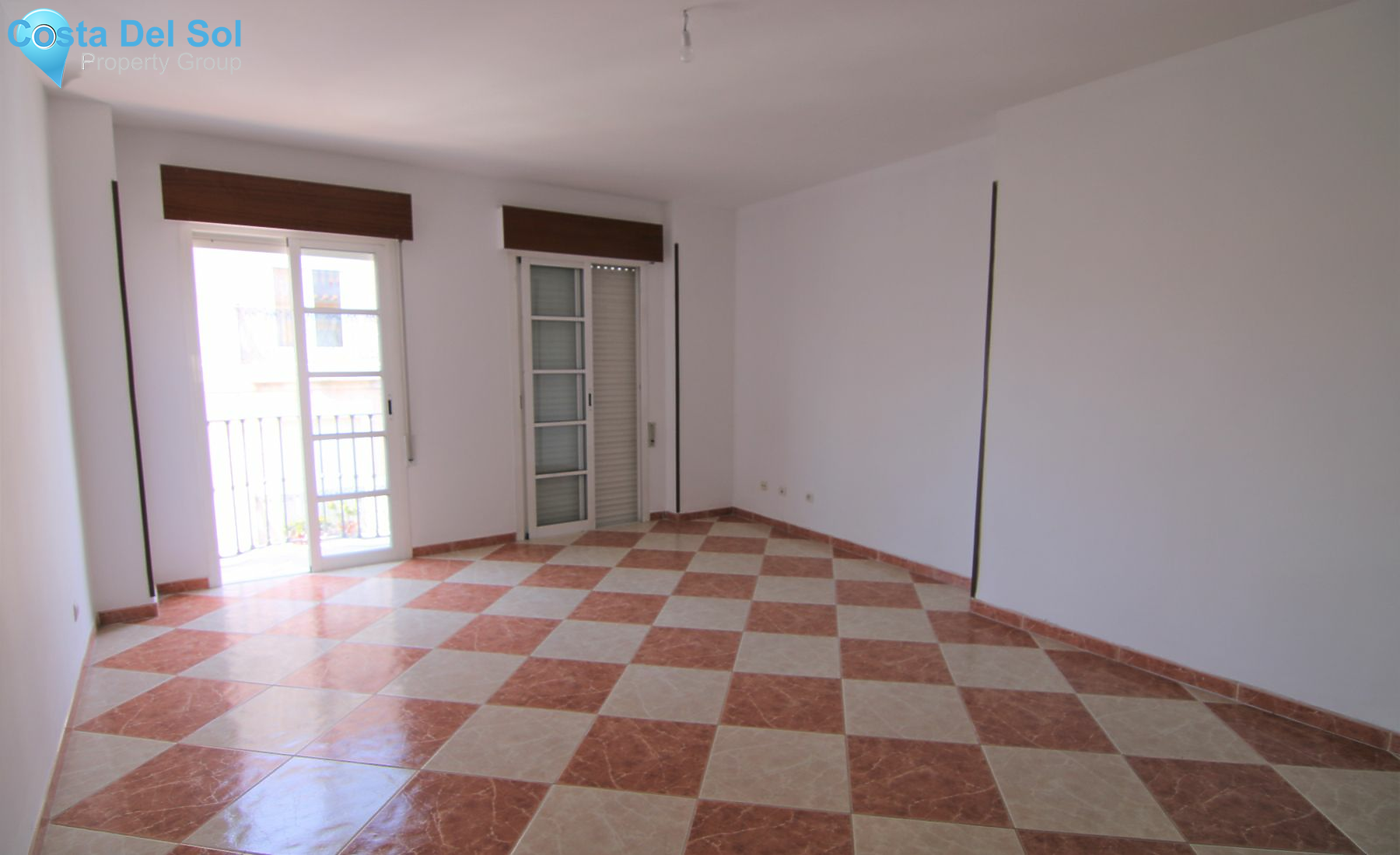 Middle Floor Apartment in Coín-1222230