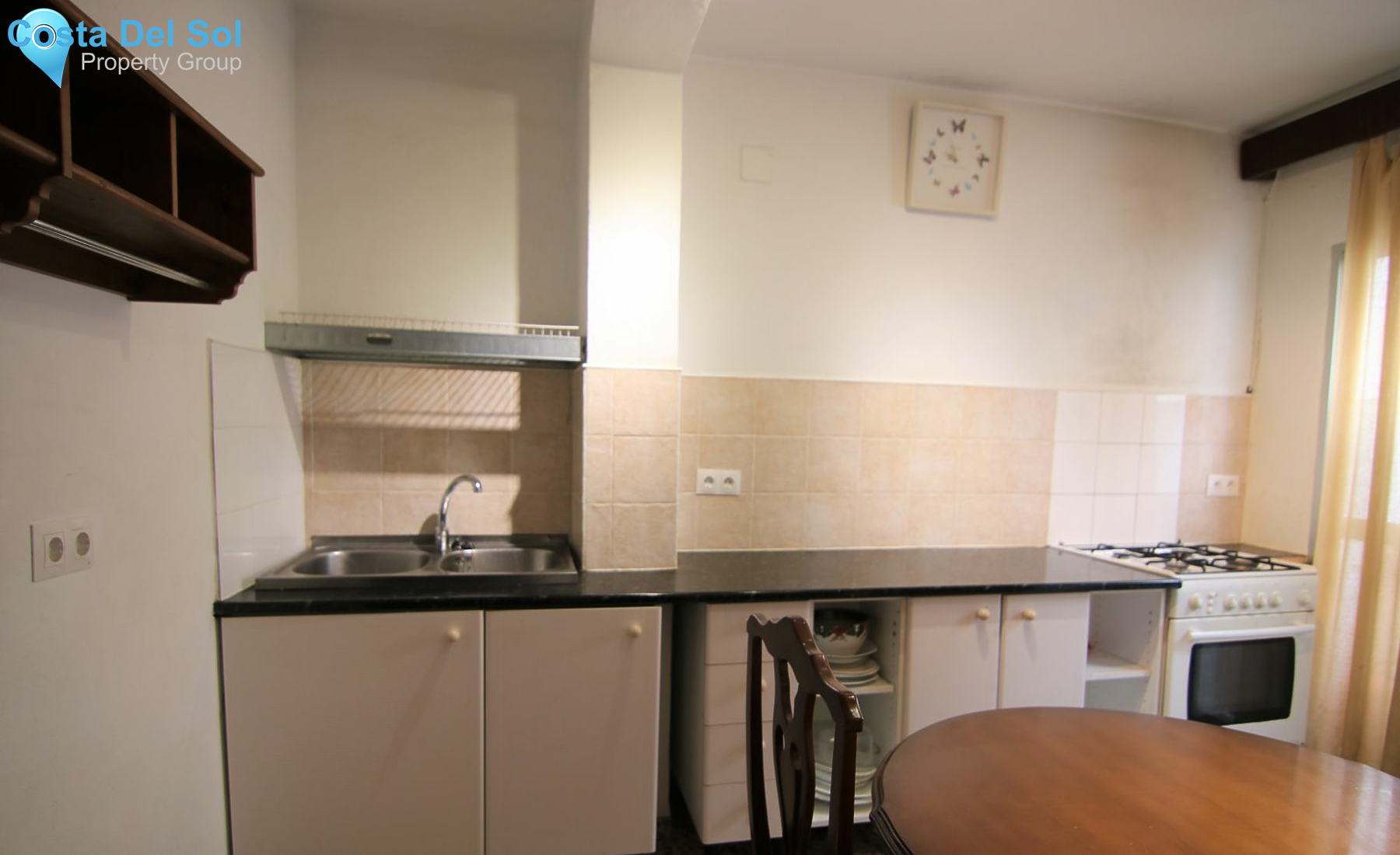 Middle Floor Apartment in Coín