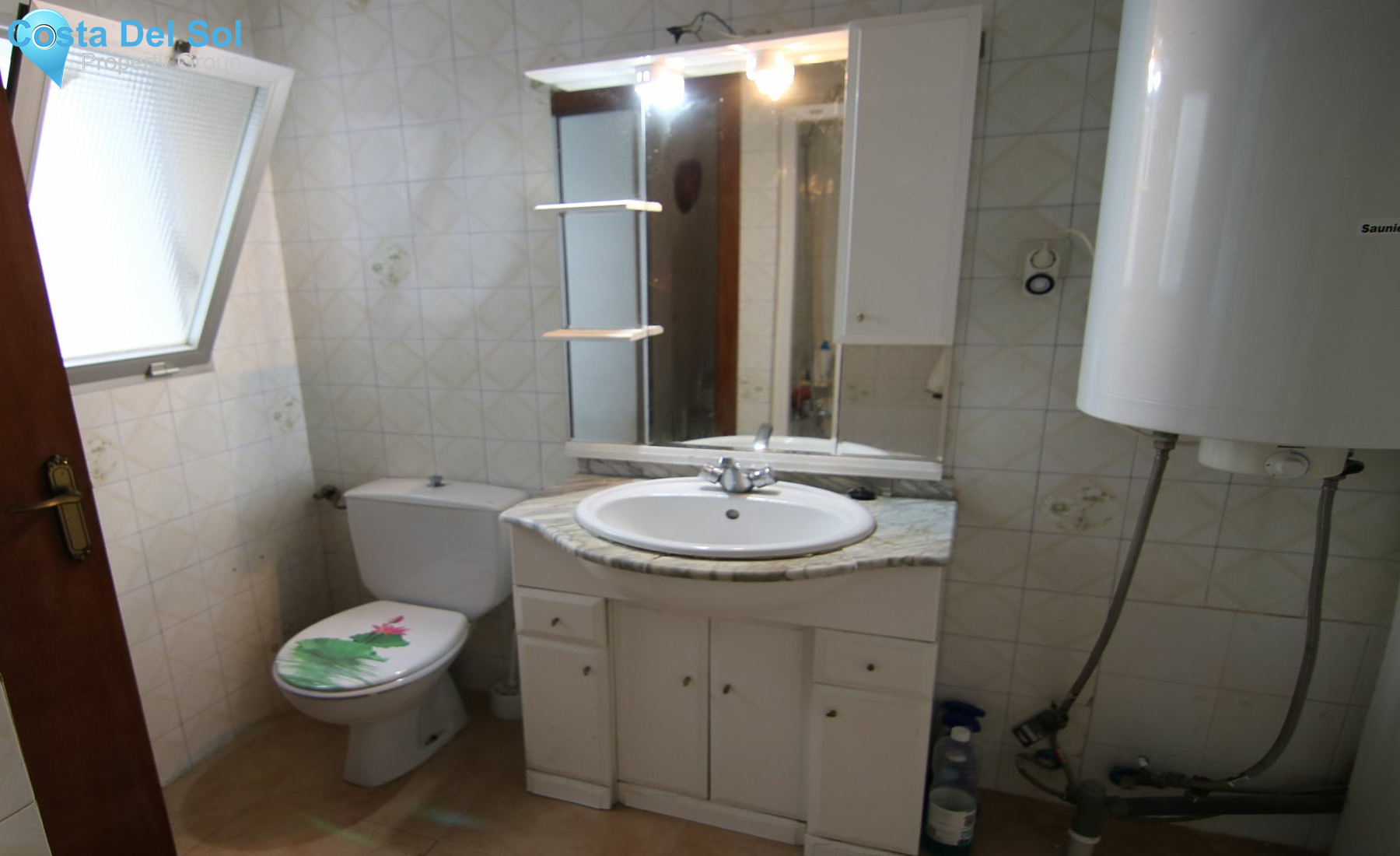 Middle Floor Apartment in Coín-1229277