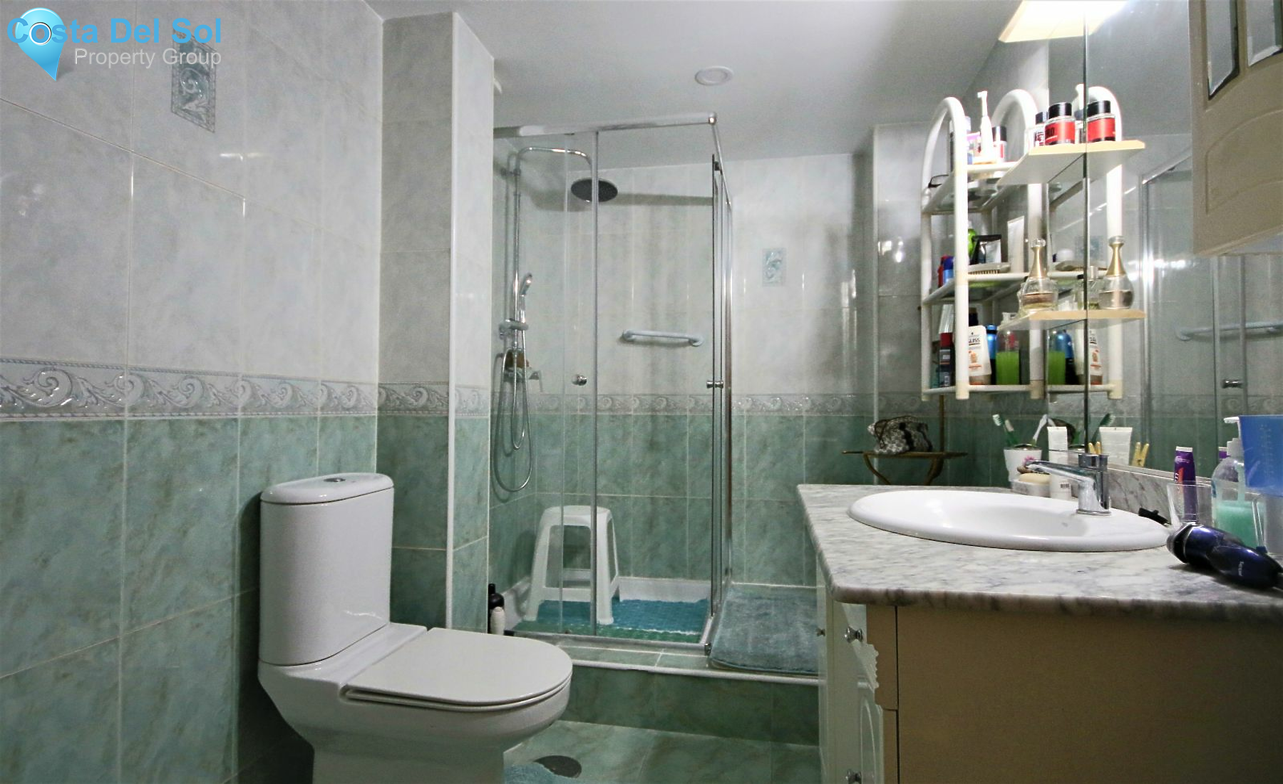 Middle Floor Apartment in Coín-1425445