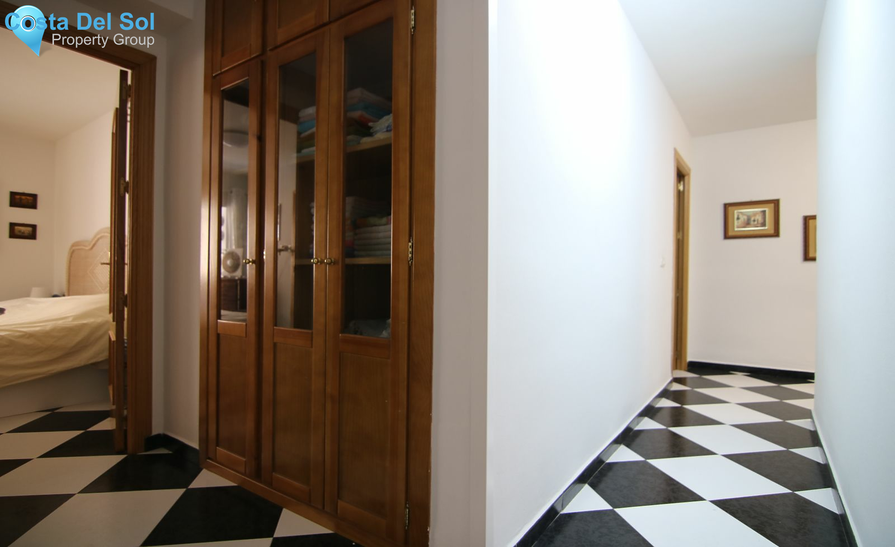 Middle Floor Apartment in Coín-1425434
