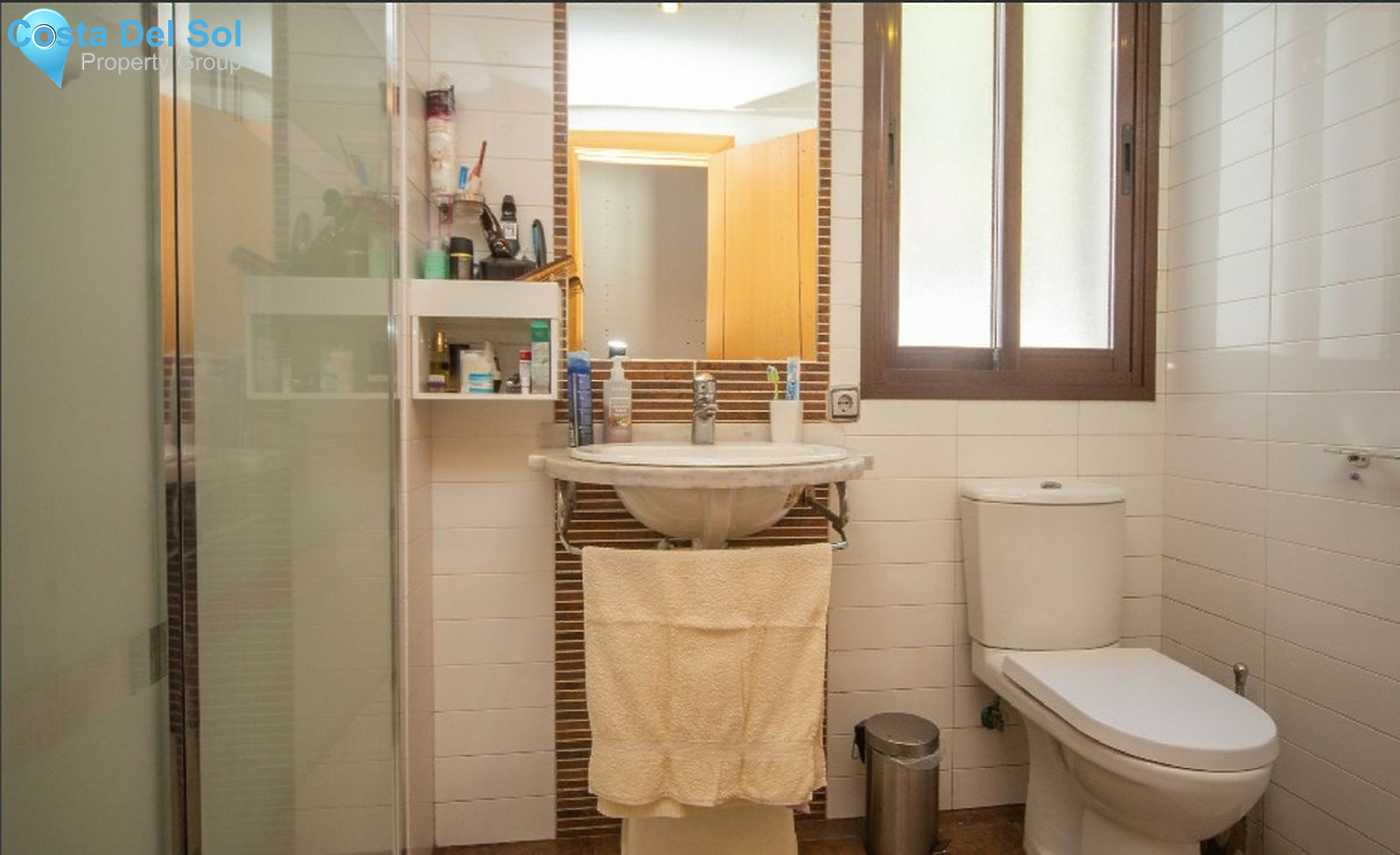 Middle Floor Apartment in Doña Julia-1261655