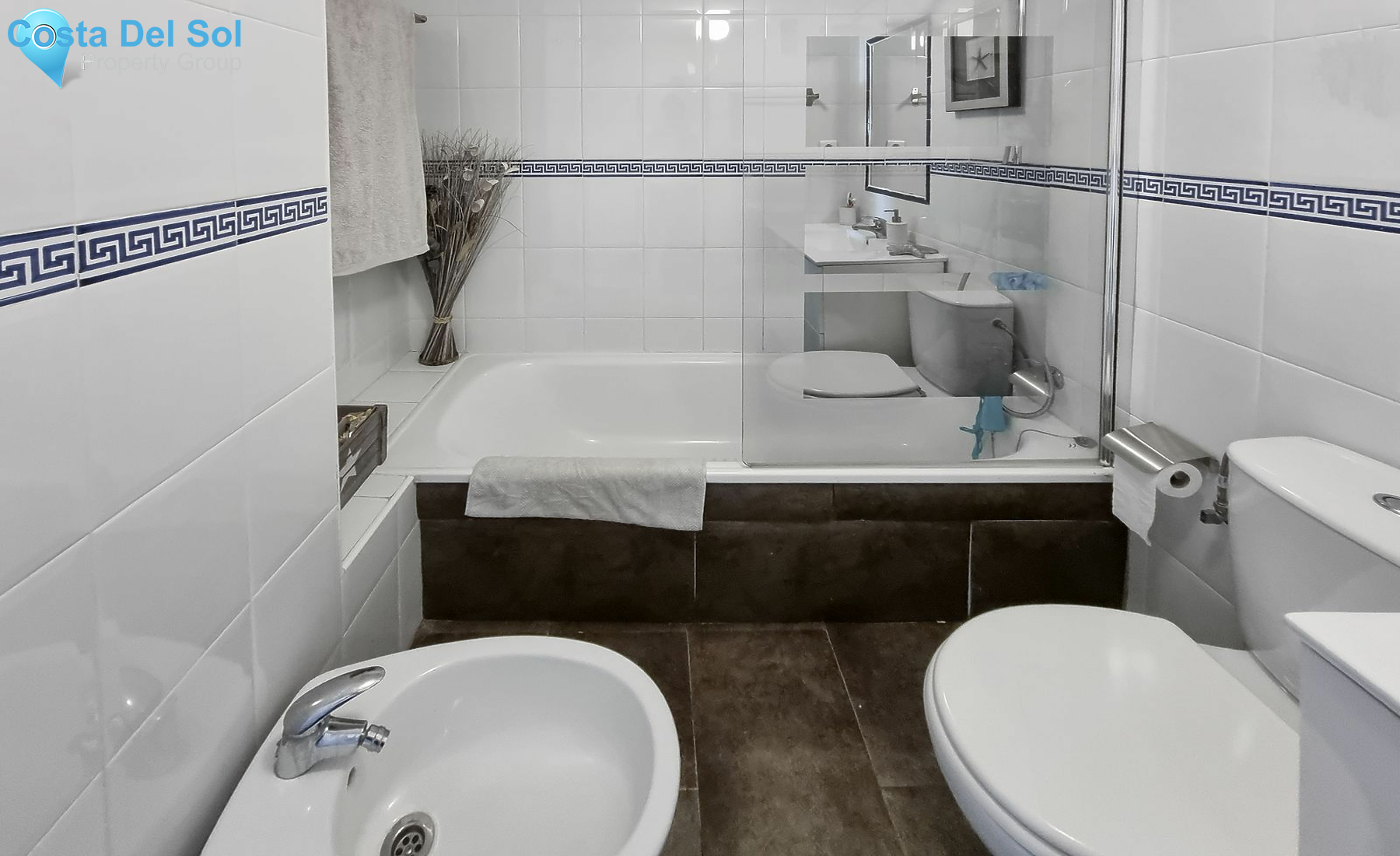 Middle Floor Apartment in Doña Julia-1126384