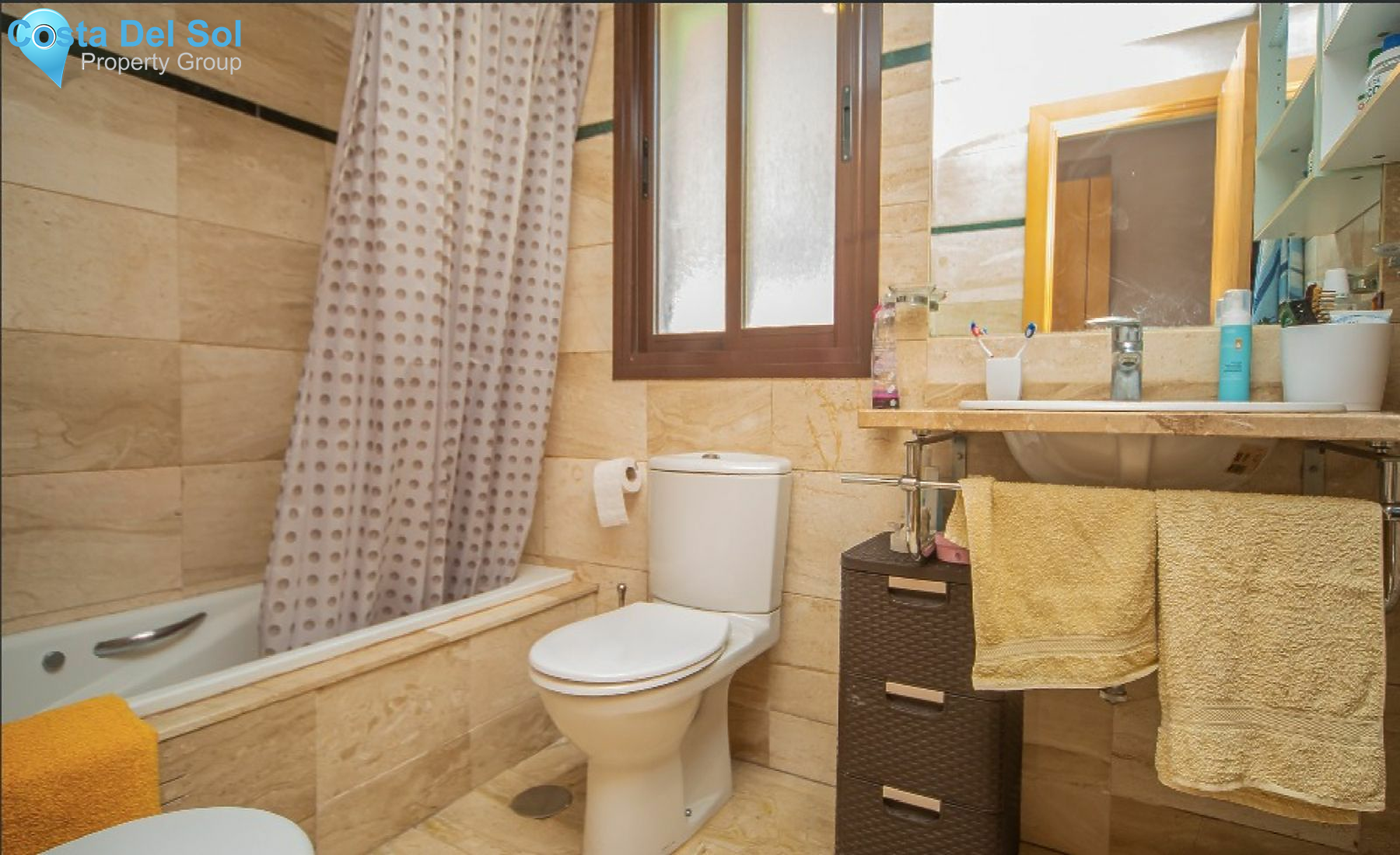 Middle Floor Apartment in Doña Julia-1173859