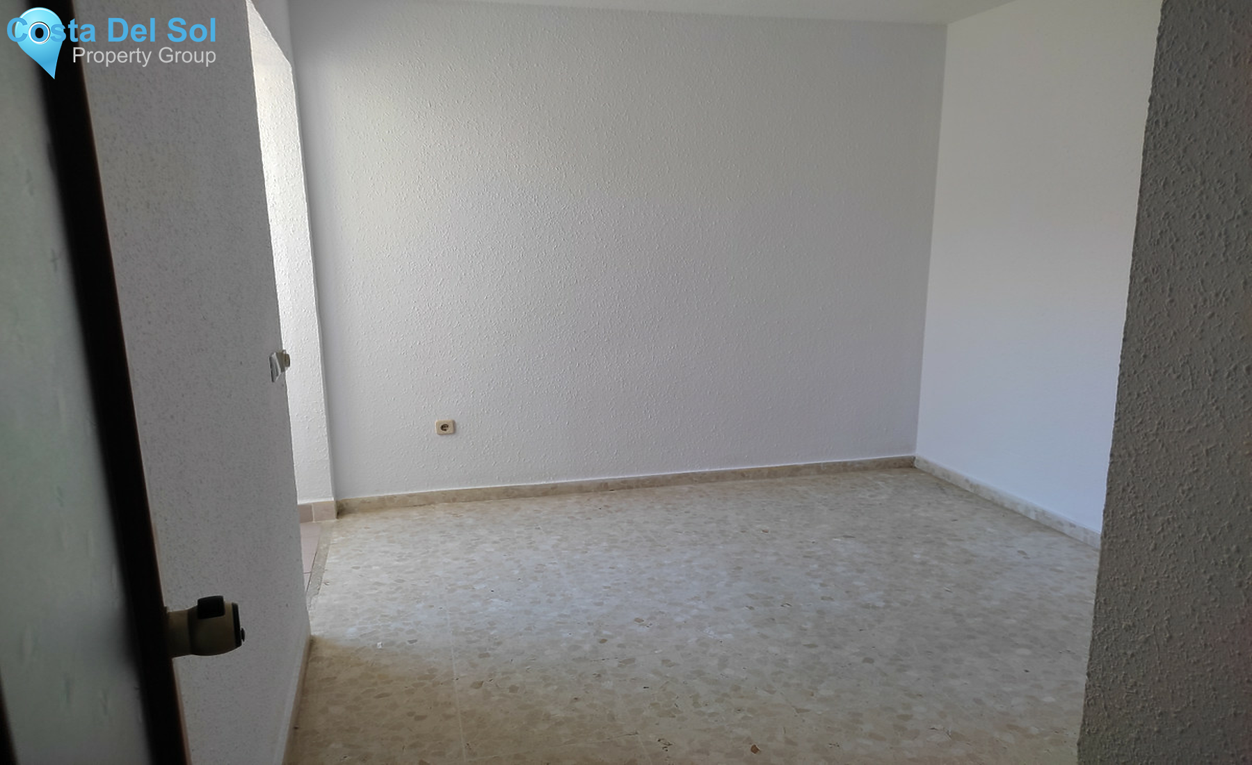 Middle Floor Apartment in El Coto-1385919
