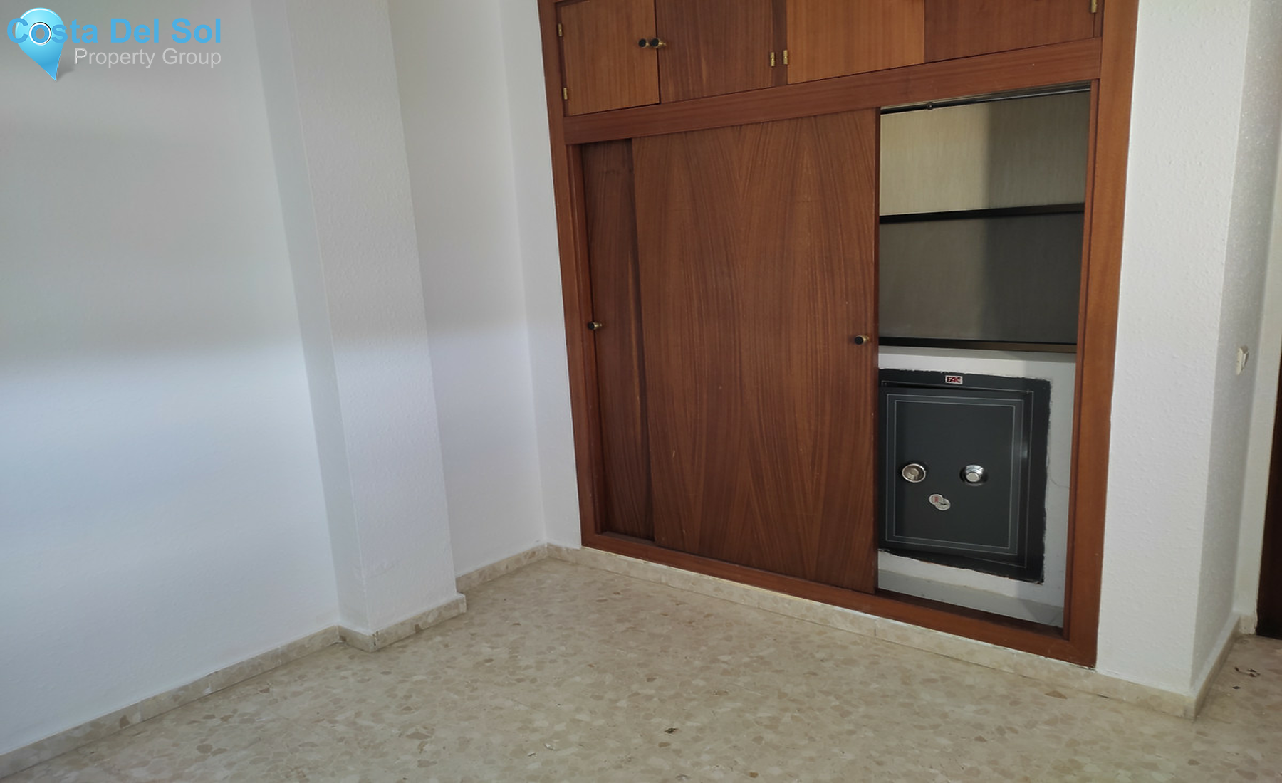 Middle Floor Apartment in El Coto-1385925