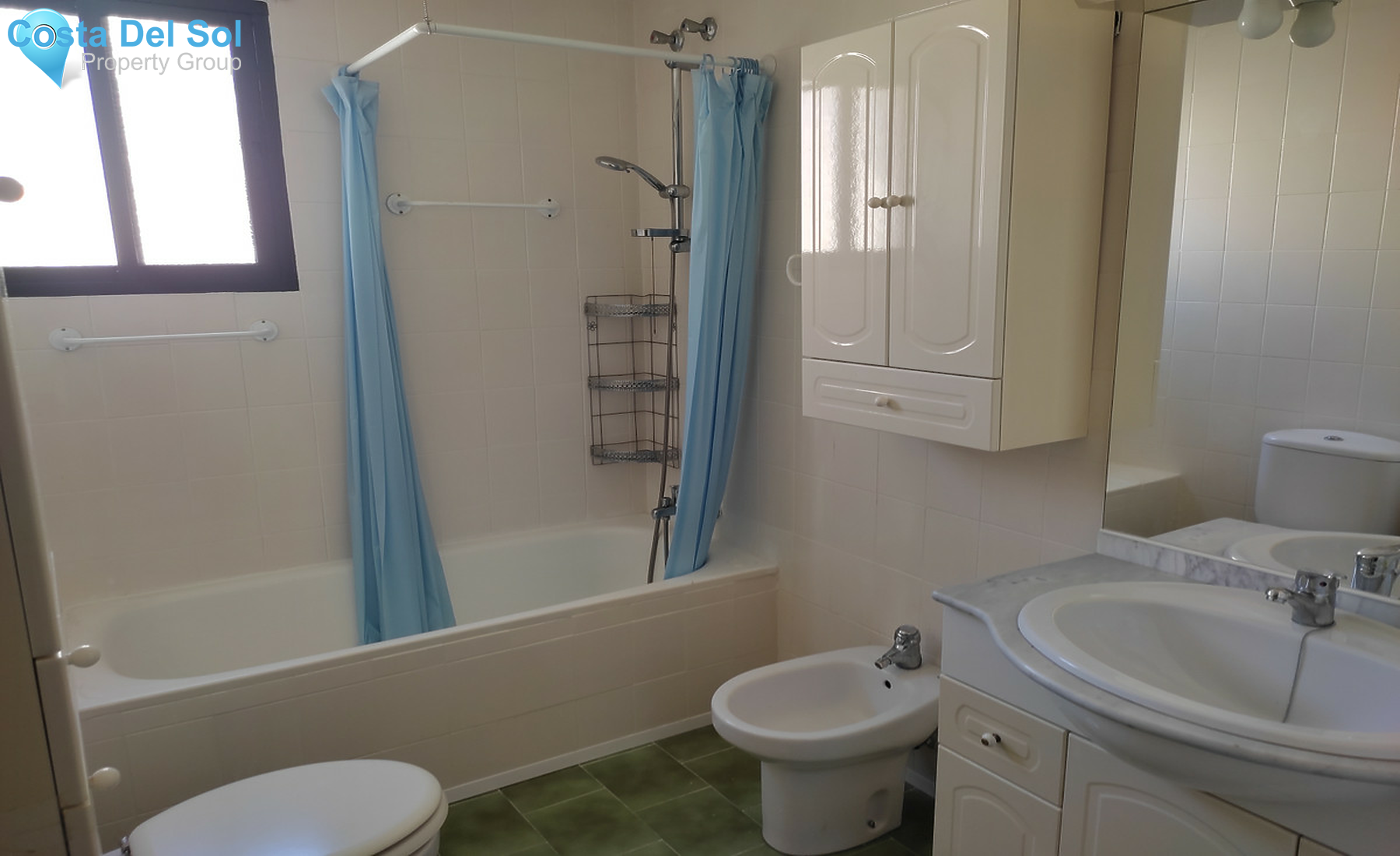 Middle Floor Apartment in El Coto-1385926