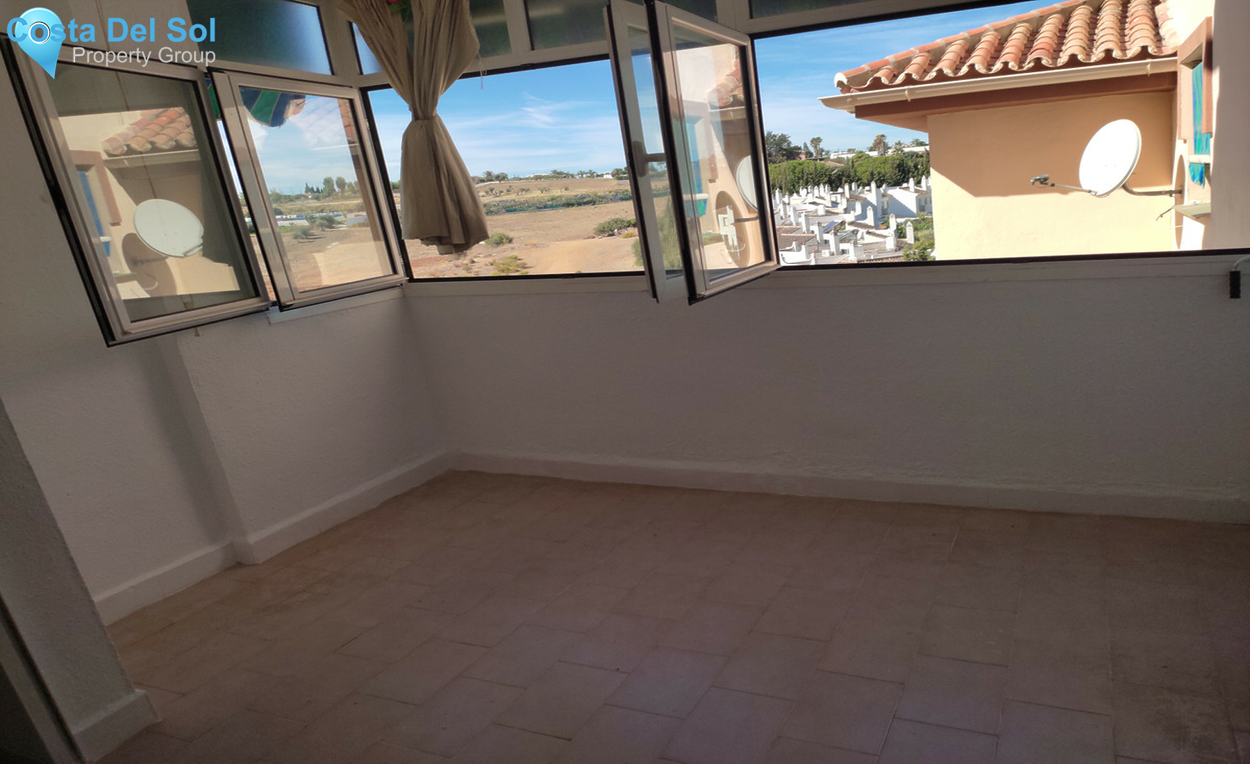 Middle Floor Apartment in El Coto-1385911
