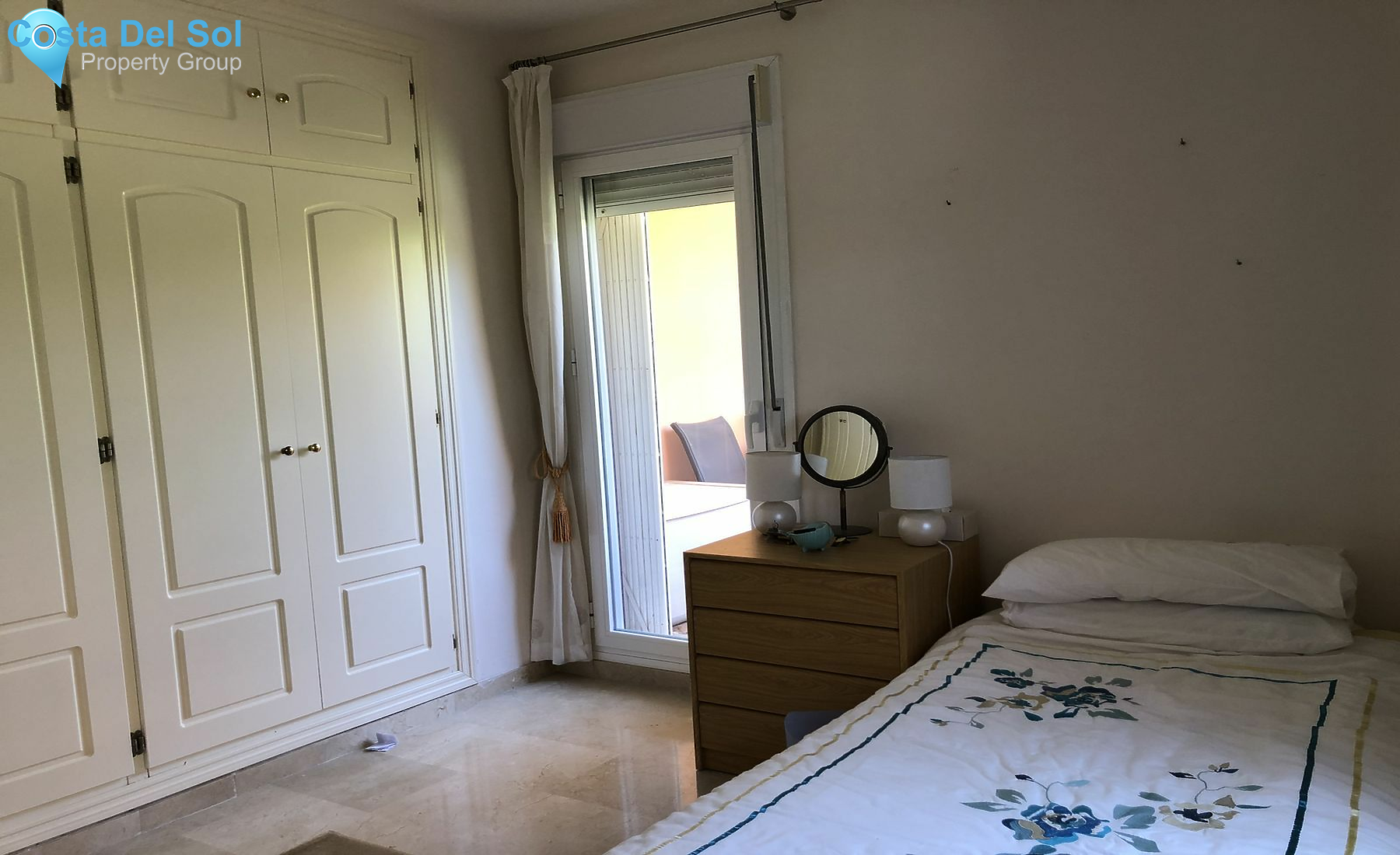 Middle Floor Apartment in El Faro-1126420