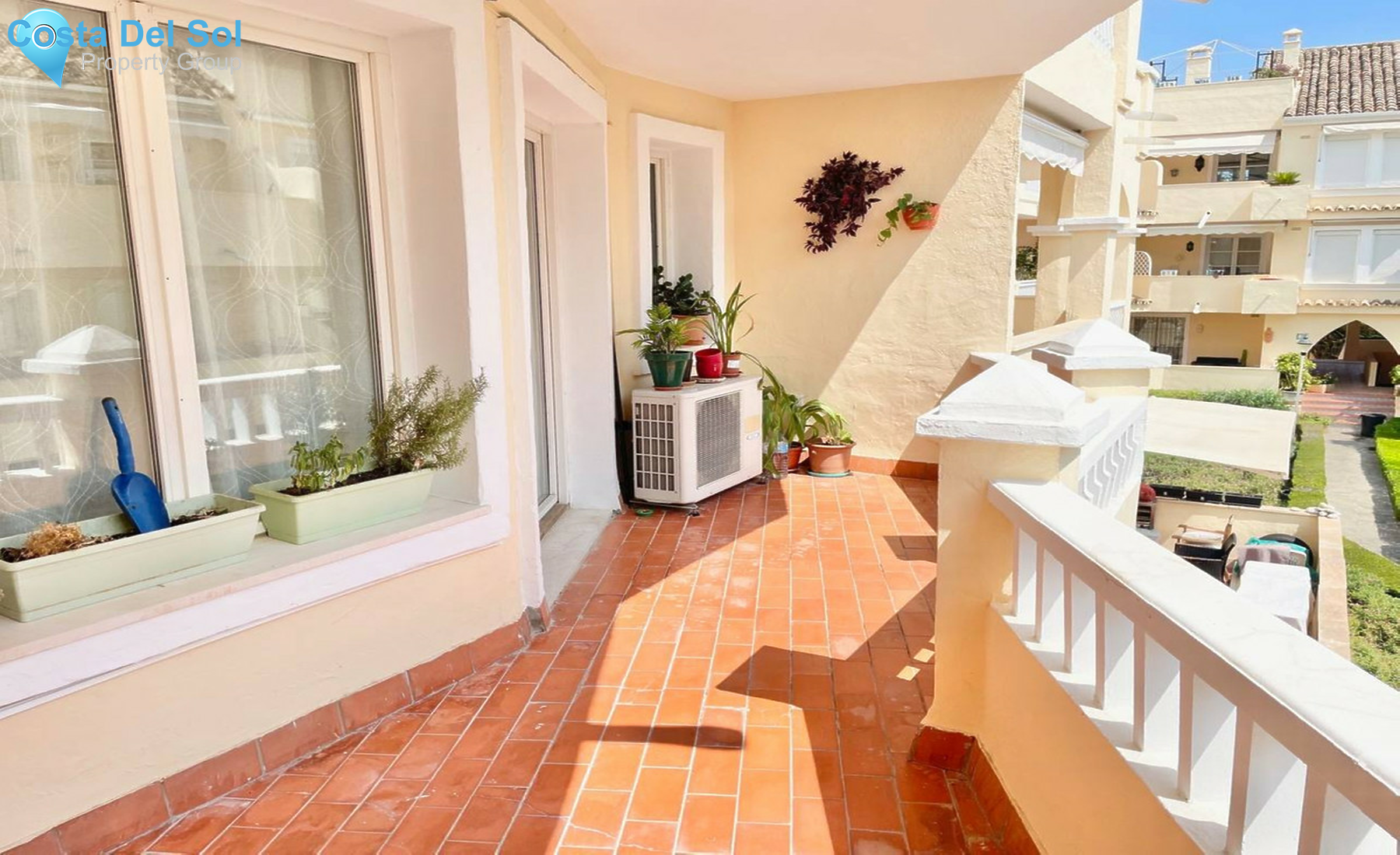 Middle Floor Apartment in El Paraiso-715273