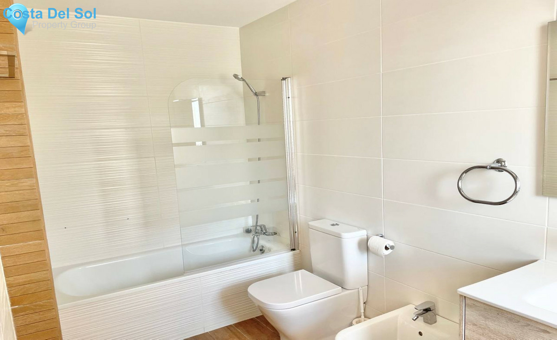 Middle Floor Apartment in El Paraiso-715266