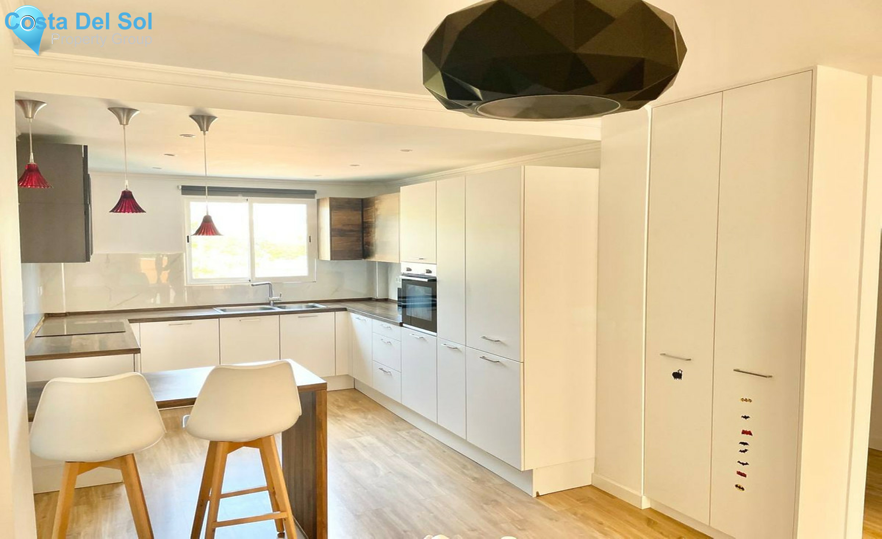 Middle Floor Apartment in El Paraiso-715267