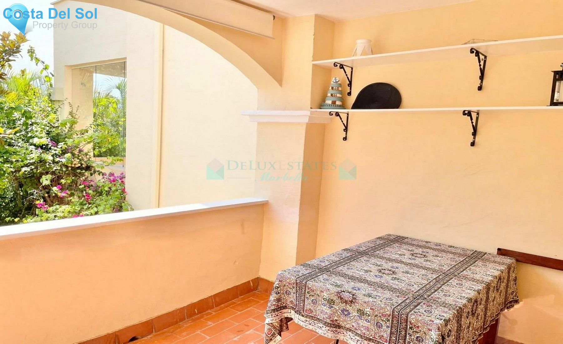 Middle Floor Apartment in El Paraiso-1164478