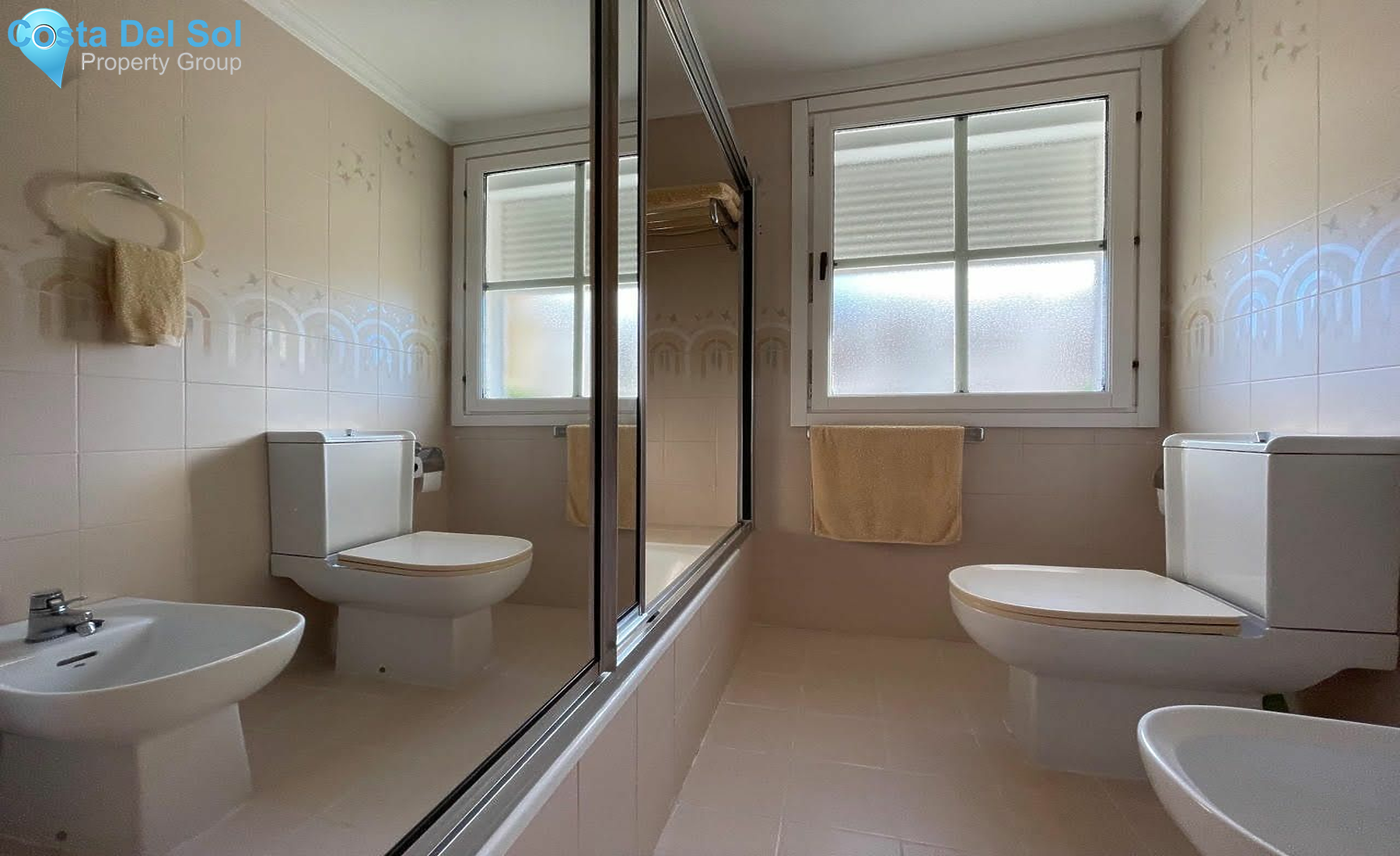 Middle Floor Apartment in El Paraiso-1168398