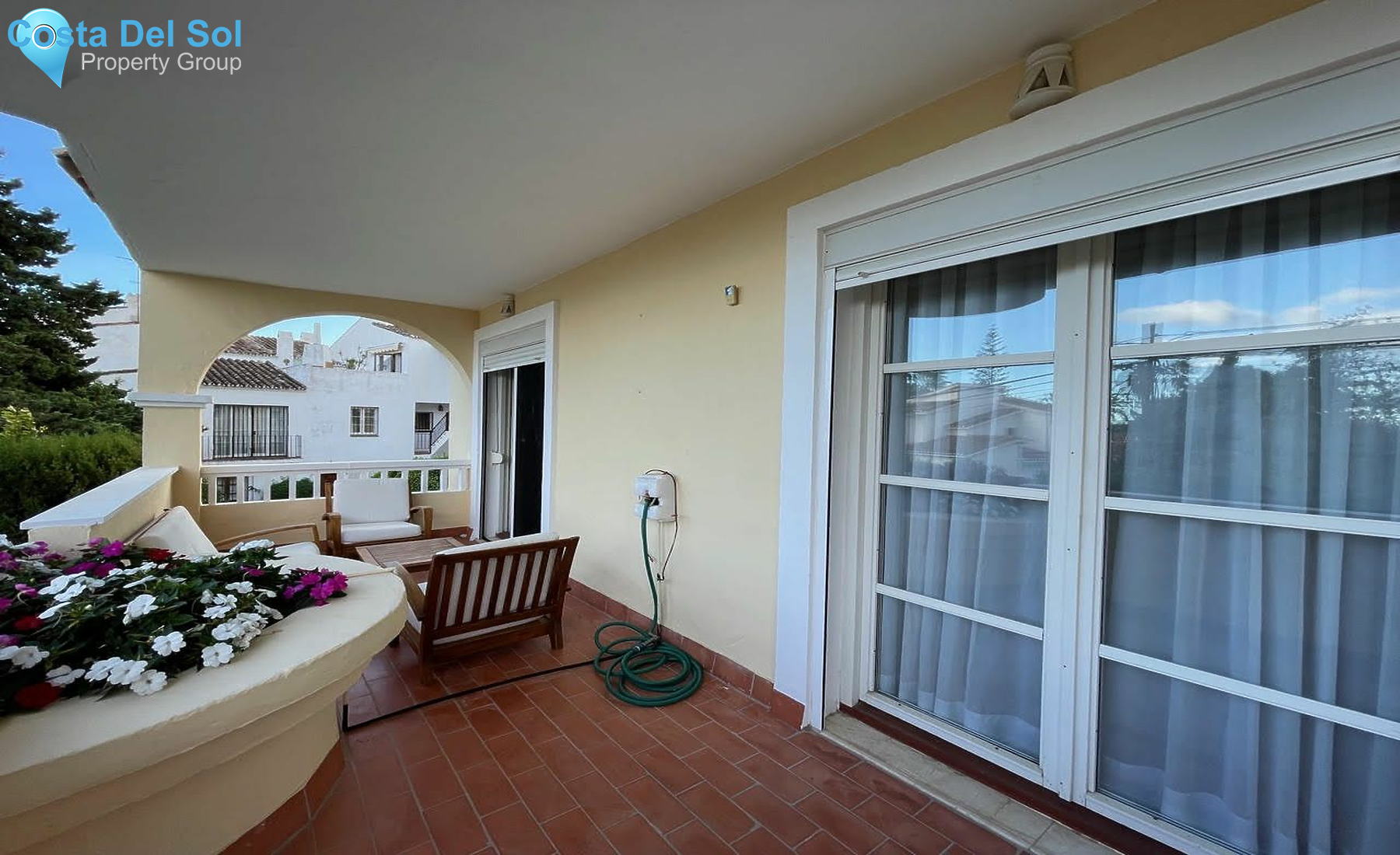 Middle Floor Apartment in El Paraiso-1168400
