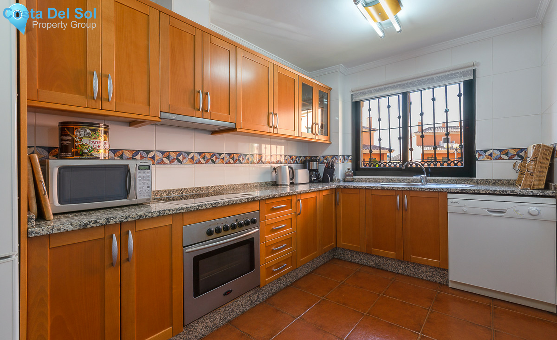 Middle Floor Apartment in Elviria-1314205