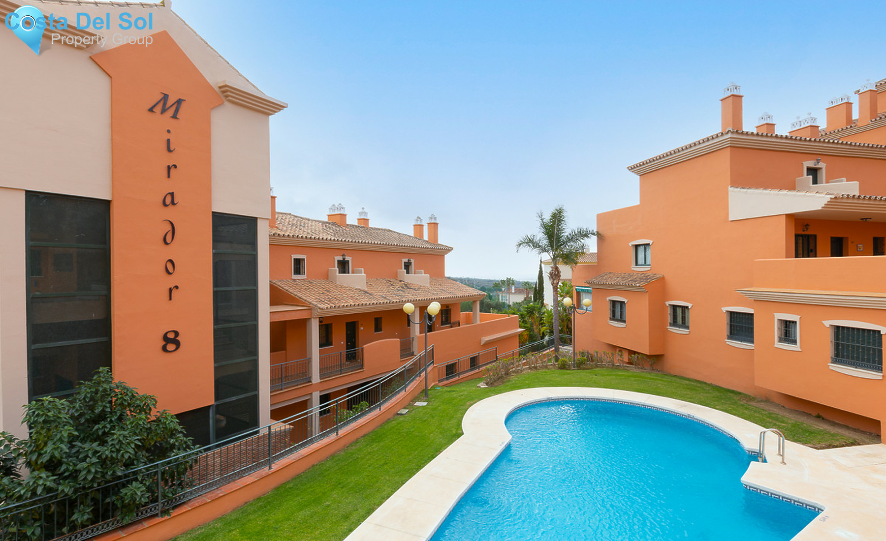 Middle Floor Apartment in Elviria-1316364