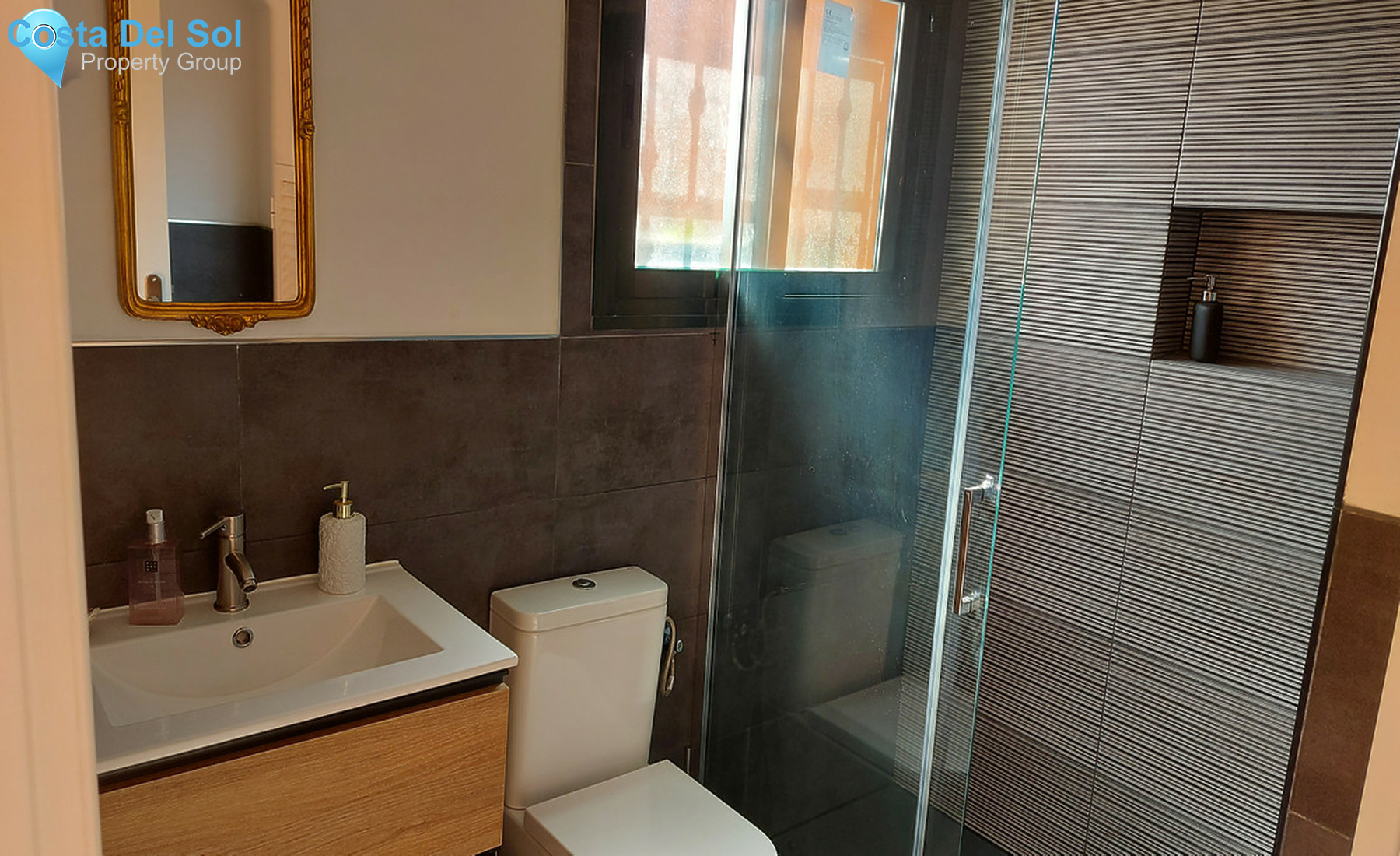 Middle Floor Apartment in Elviria-1316373