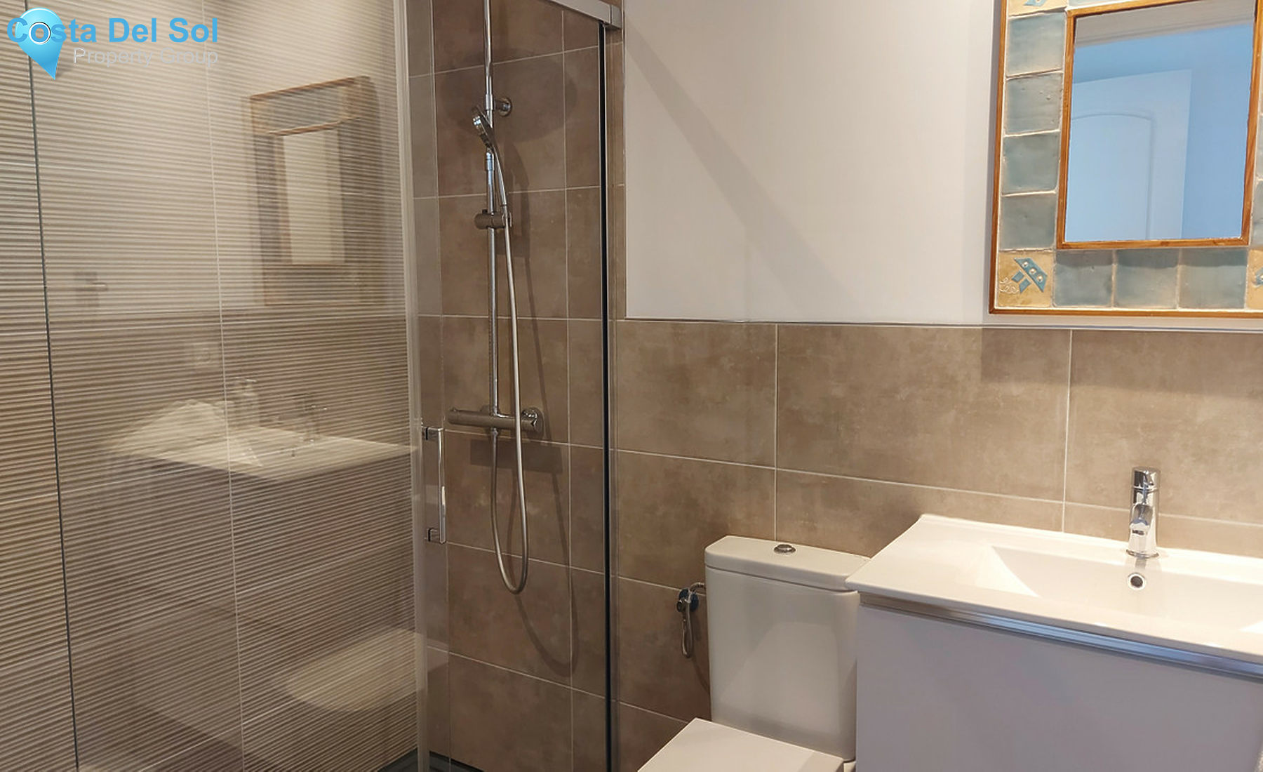 Middle Floor Apartment in Elviria-1316375