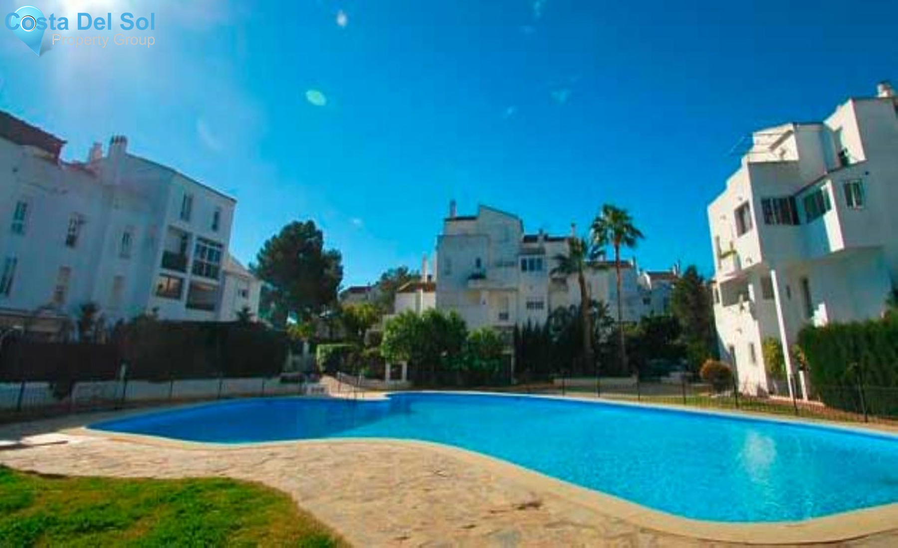 Middle Floor Apartment in Elviria-1329614