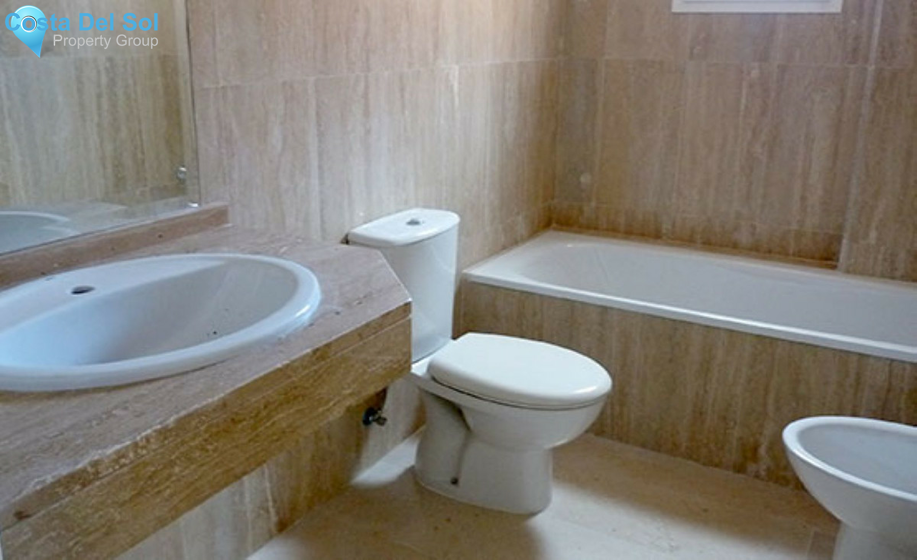 Middle Floor Apartment in Elviria-1330794