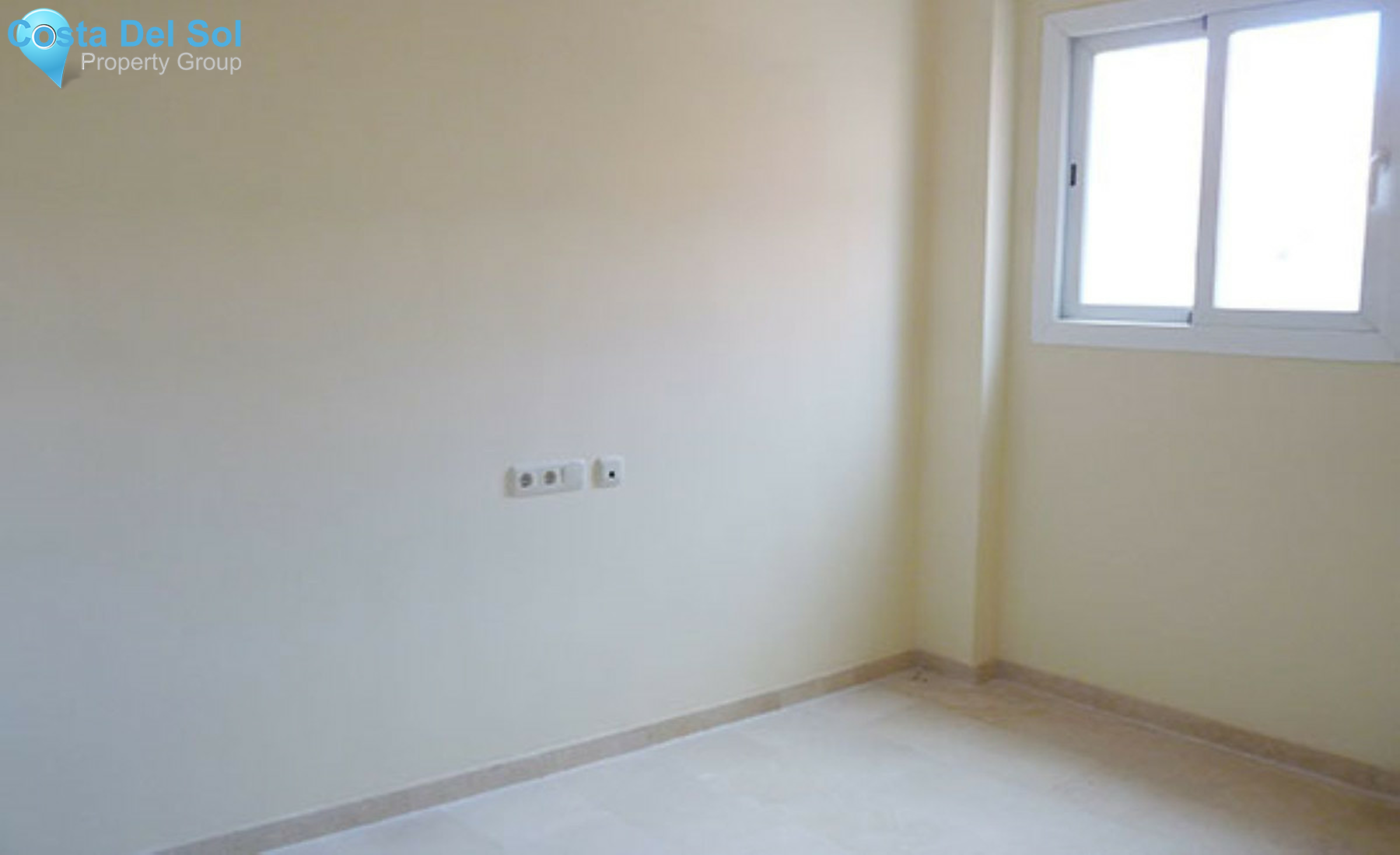 Middle Floor Apartment in Elviria-1330797