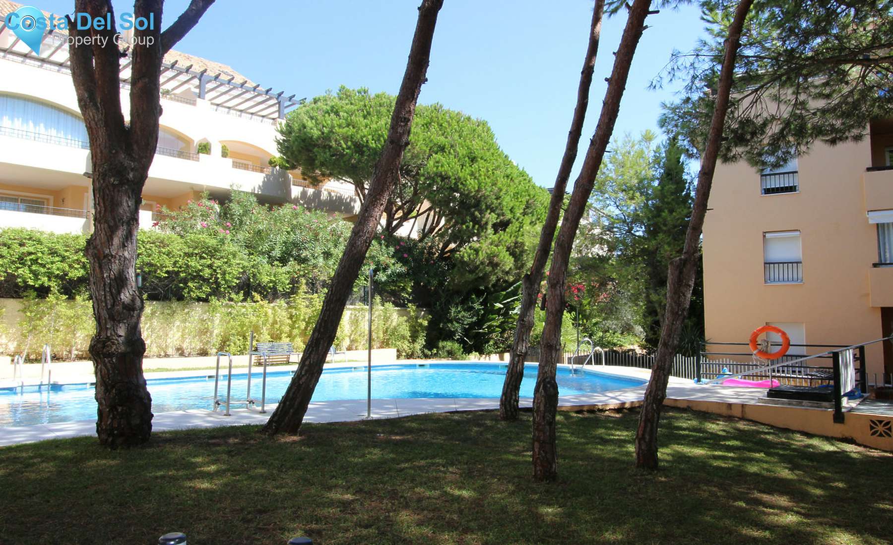 Middle Floor Apartment in Elviria-1338504