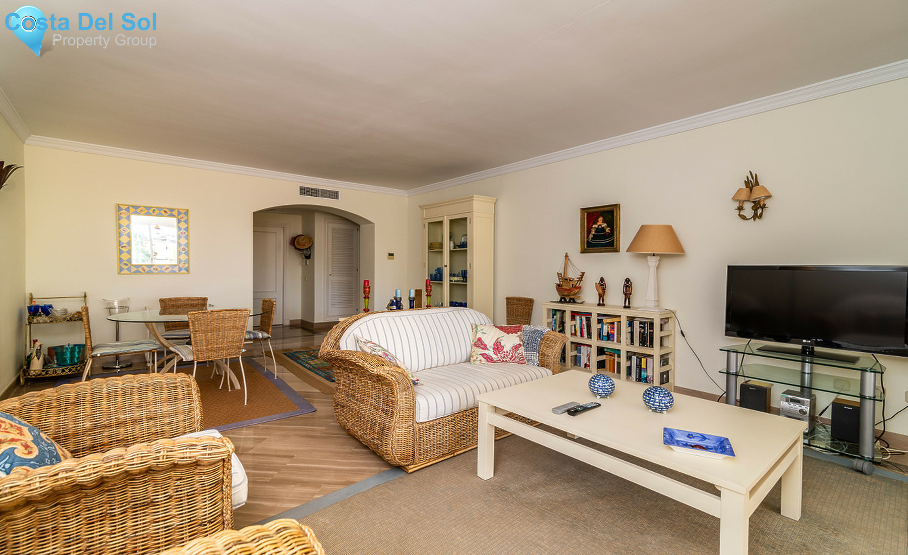 Middle Floor Apartment in Elviria-1369373