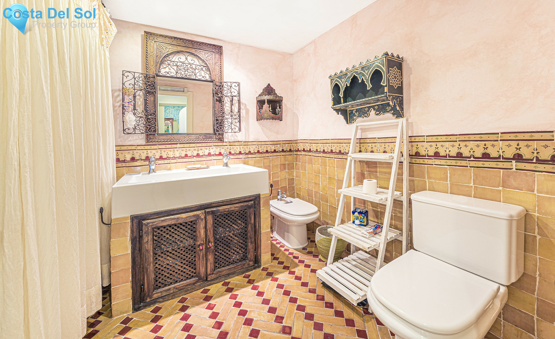 Middle Floor Apartment in Elviria-1411658