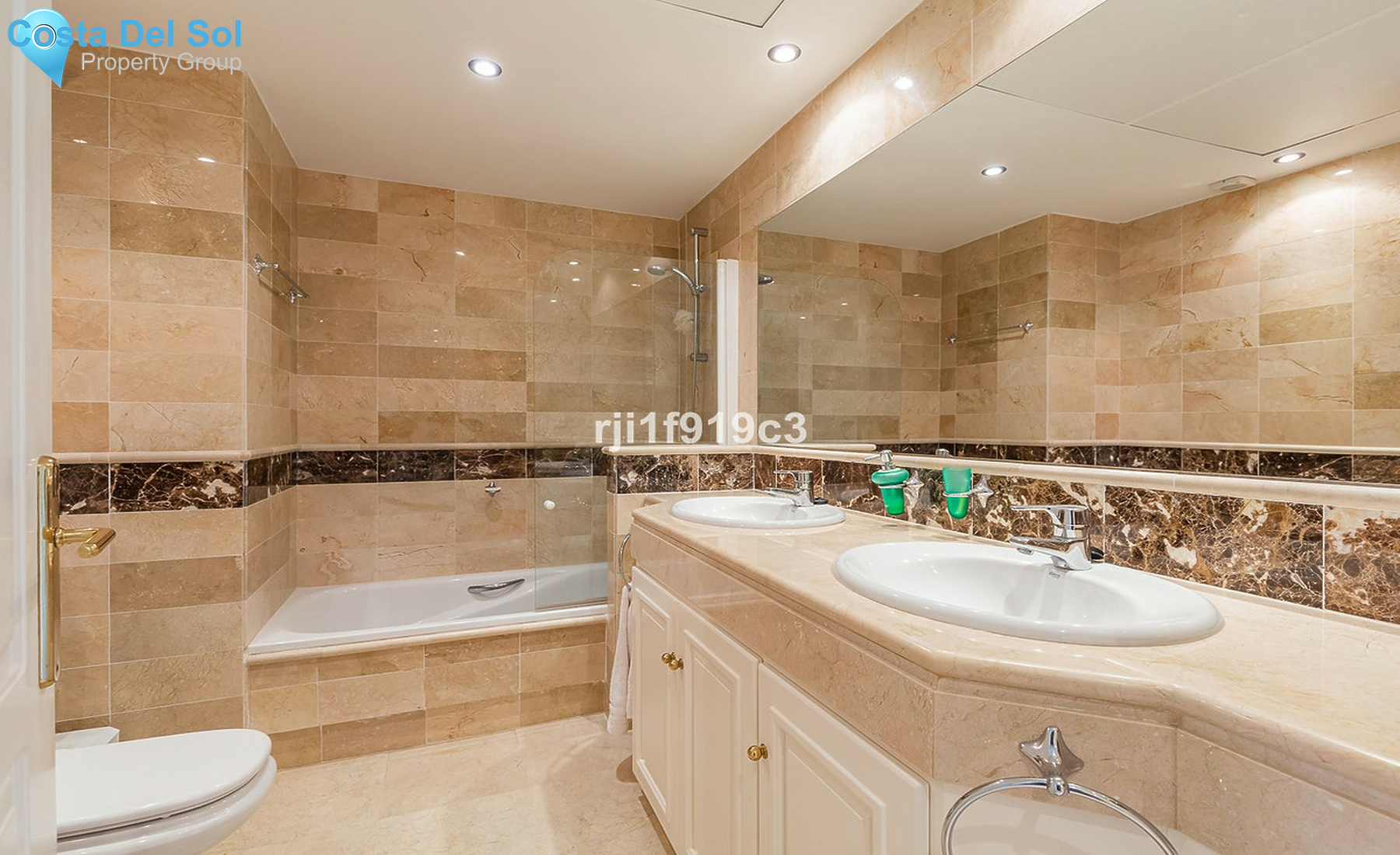 Middle Floor Apartment in Elviria-1452531