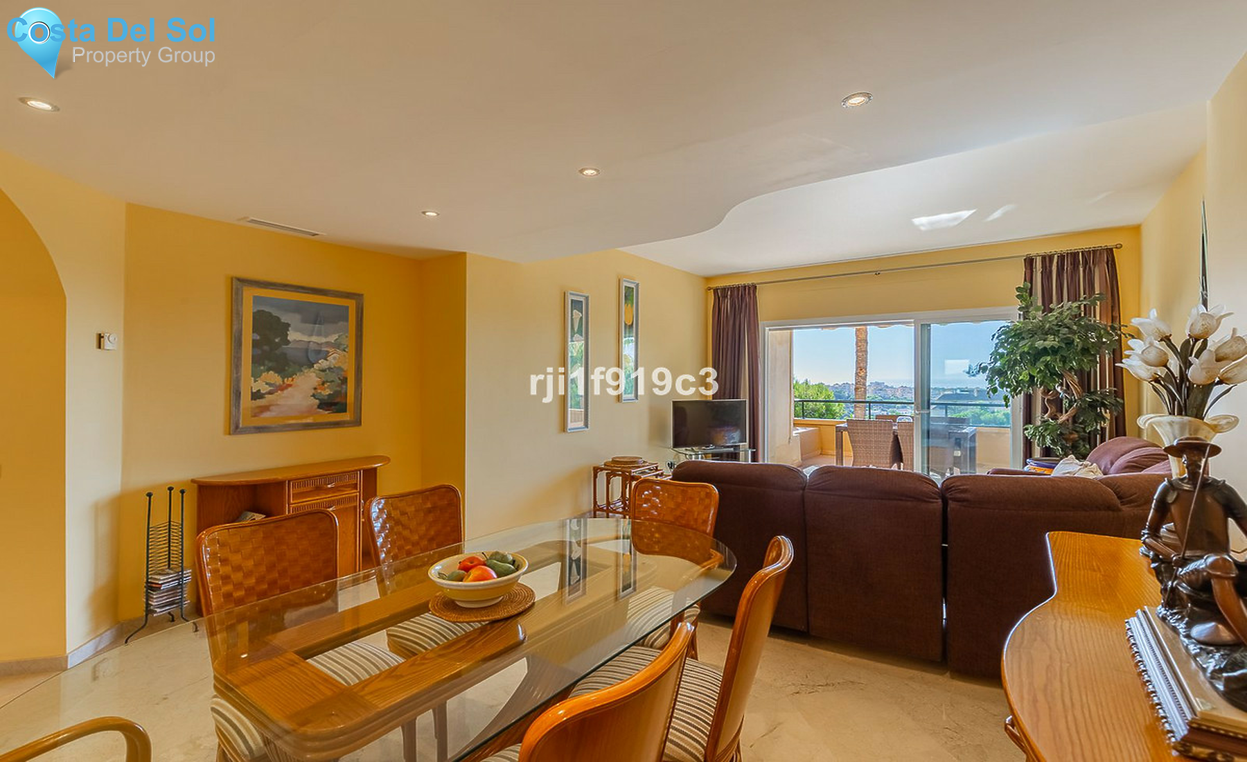 Middle Floor Apartment in Elviria-1452523