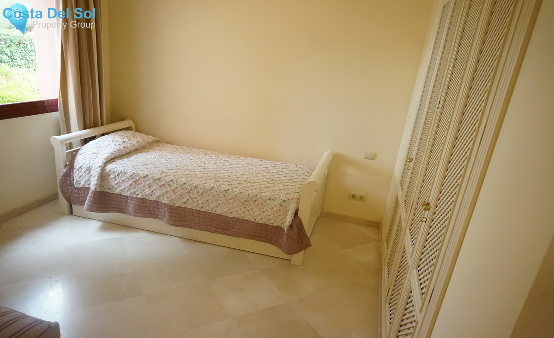 Middle Floor Apartment in Elviria-1457524