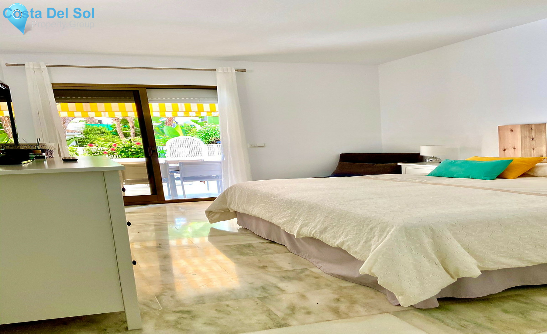 Middle Floor Apartment in Elviria-1479473