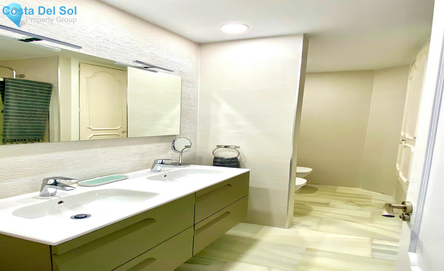 Middle Floor Apartment in Elviria-1479476