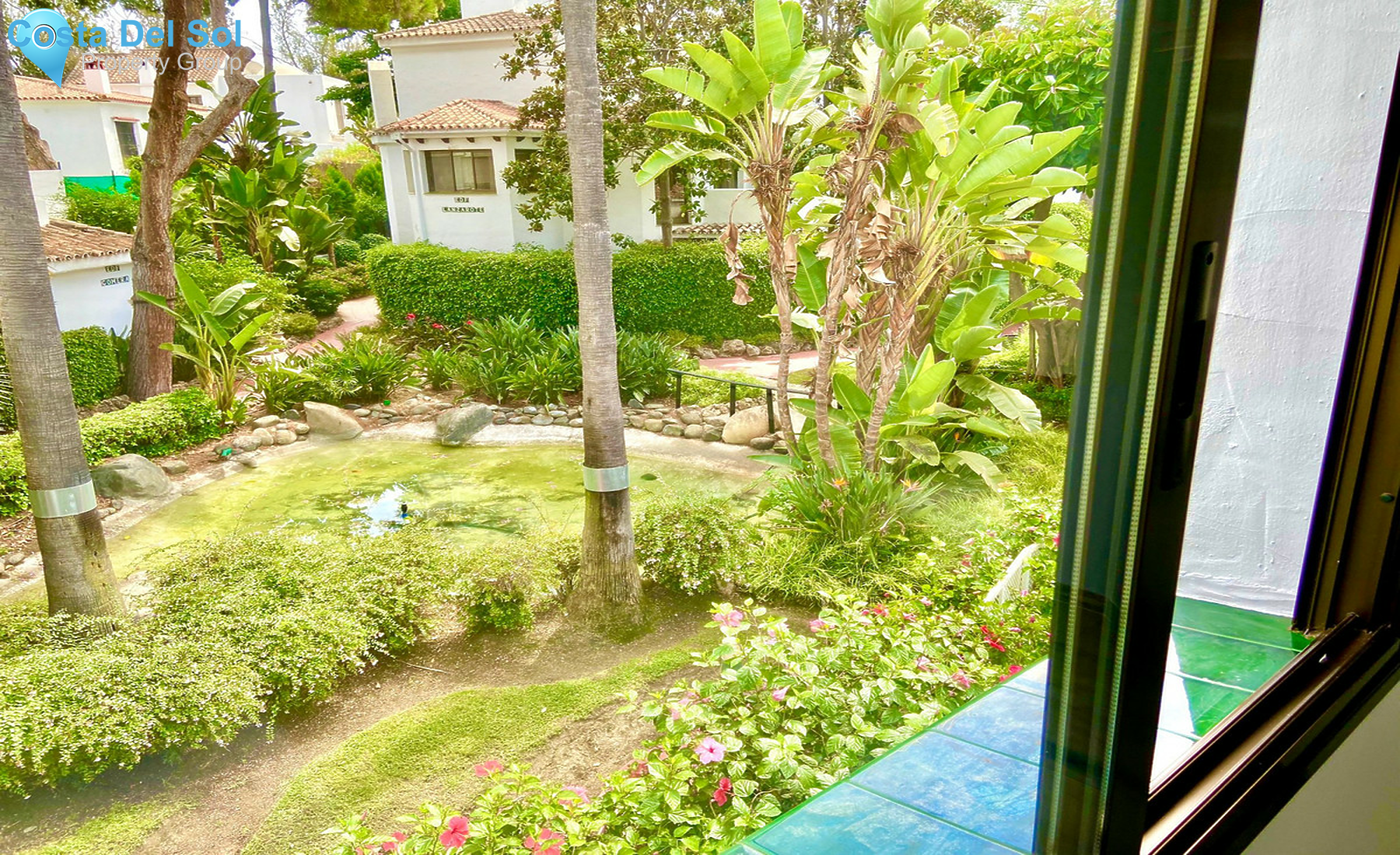 Middle Floor Apartment in Elviria-1479470