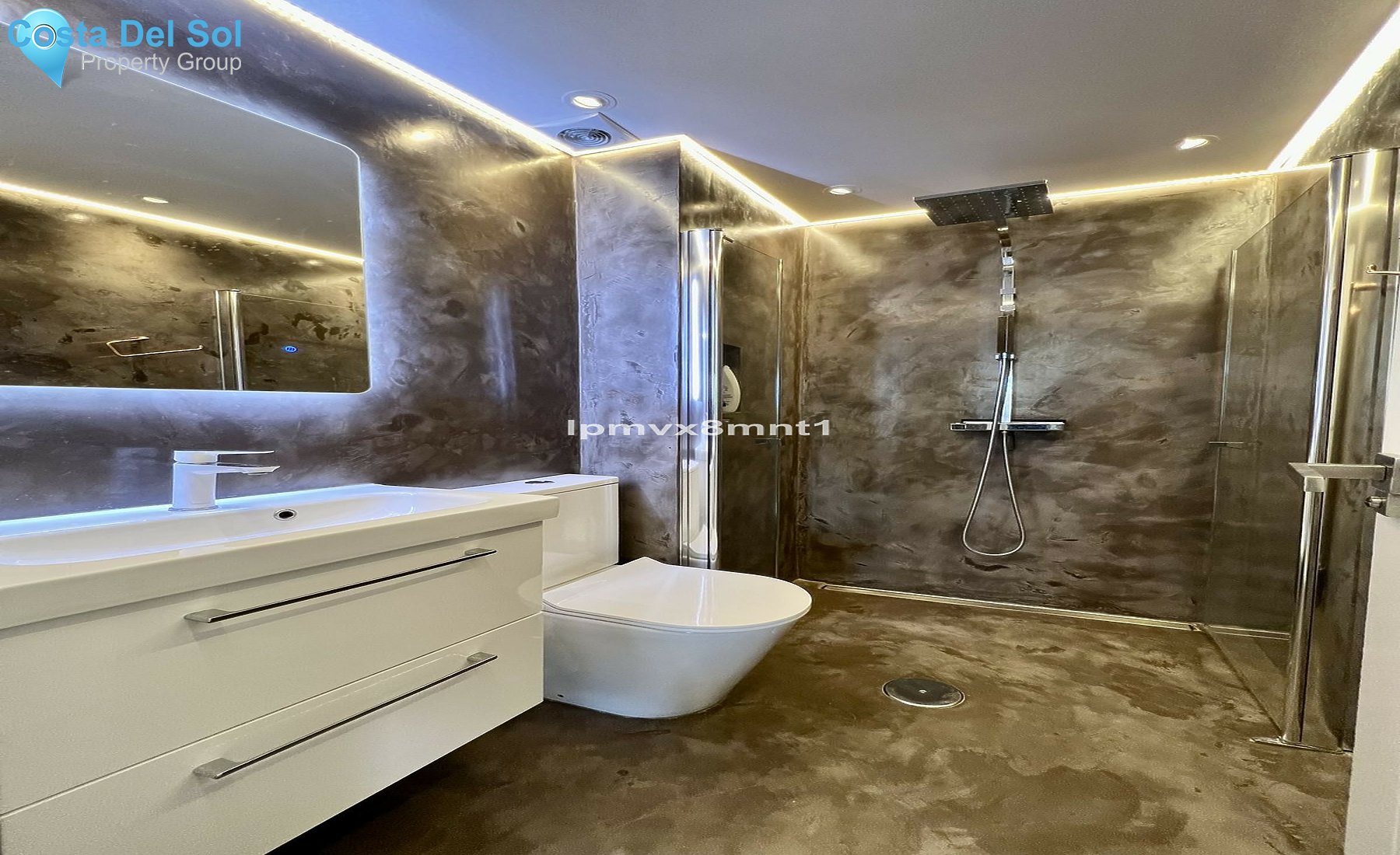 Middle Floor Apartment in Elviria-1541345