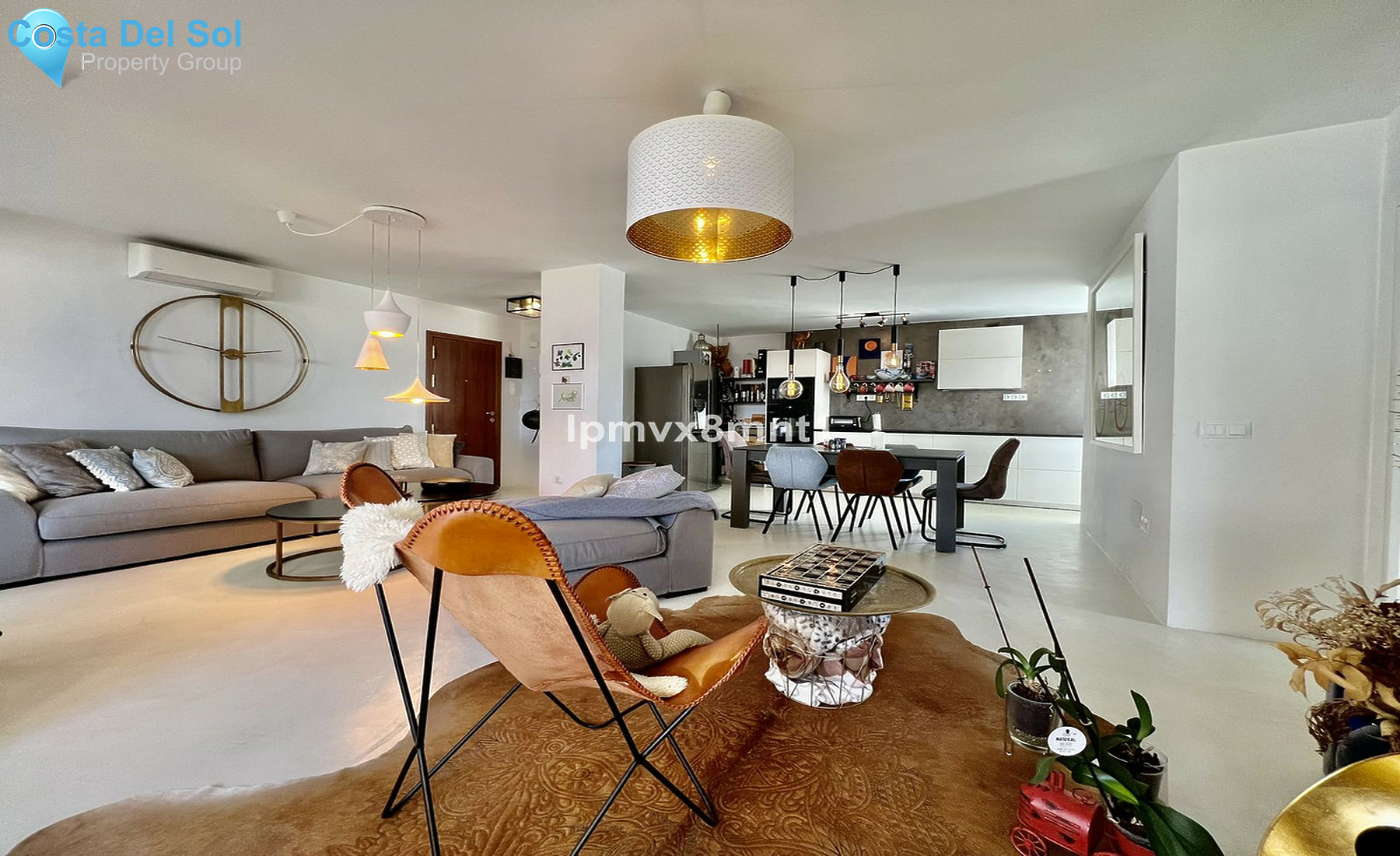 Middle Floor Apartment in Elviria-1541346