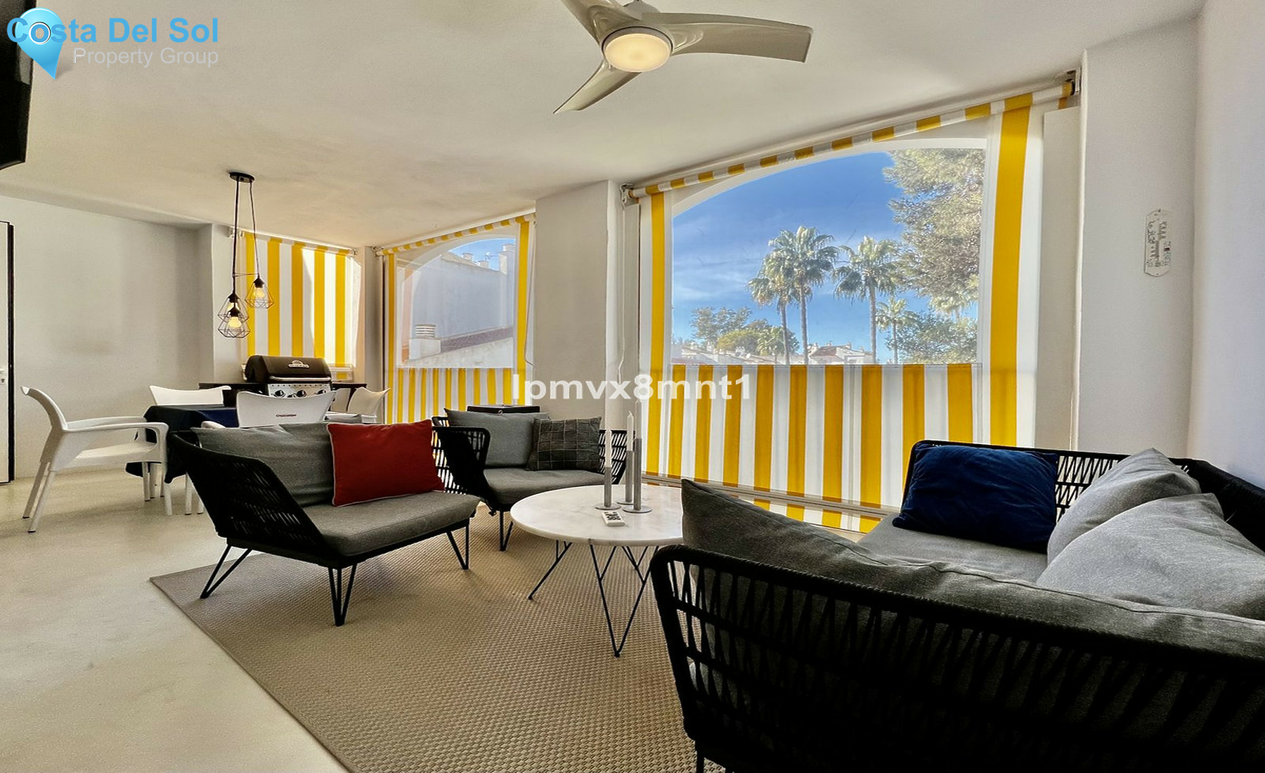 Middle Floor Apartment in Elviria-1541348