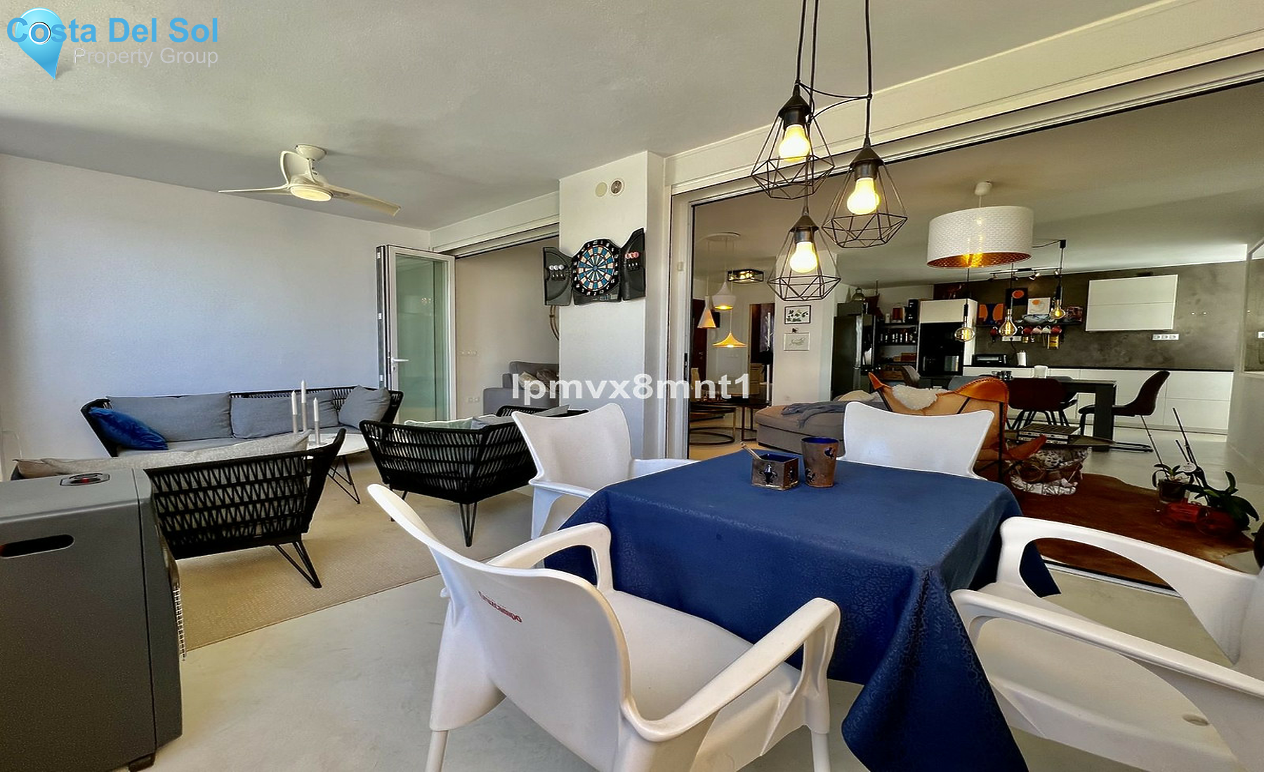 Middle Floor Apartment in Elviria-1541351