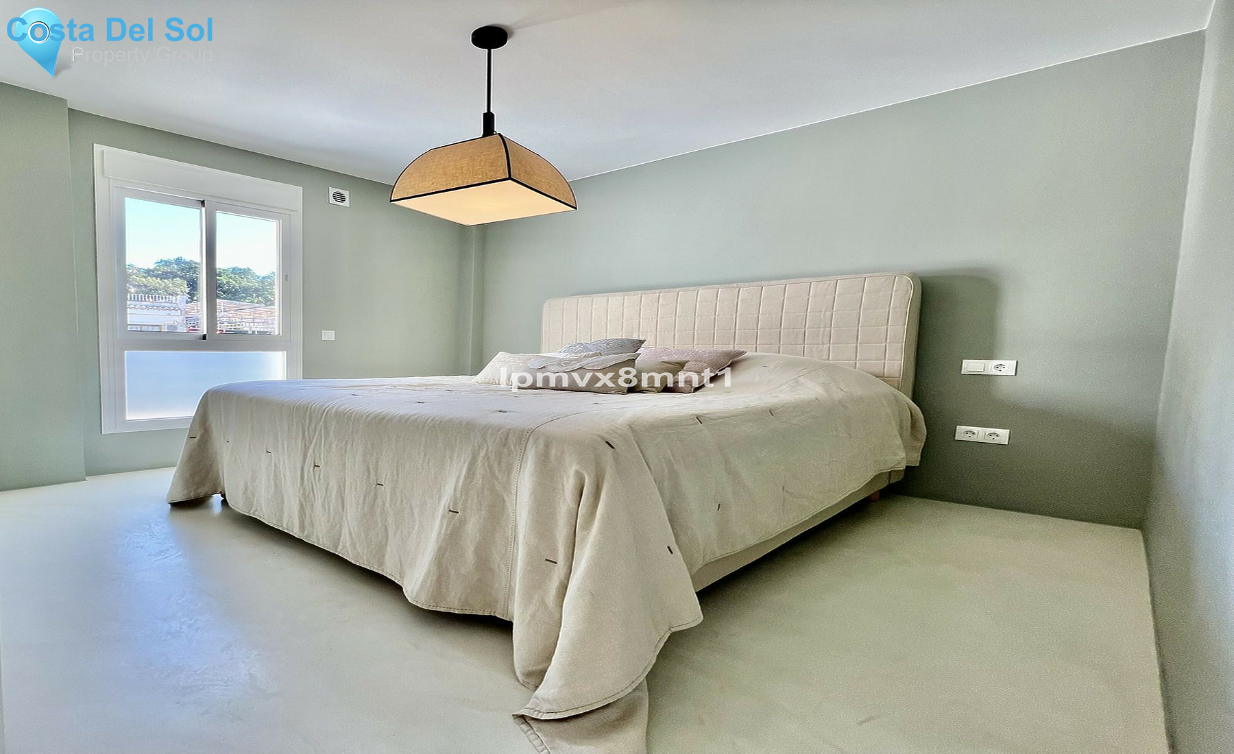 Middle Floor Apartment in Elviria-1541336