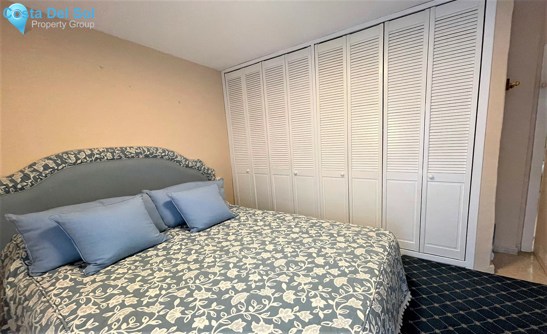 Middle Floor Apartment in Elviria-704175